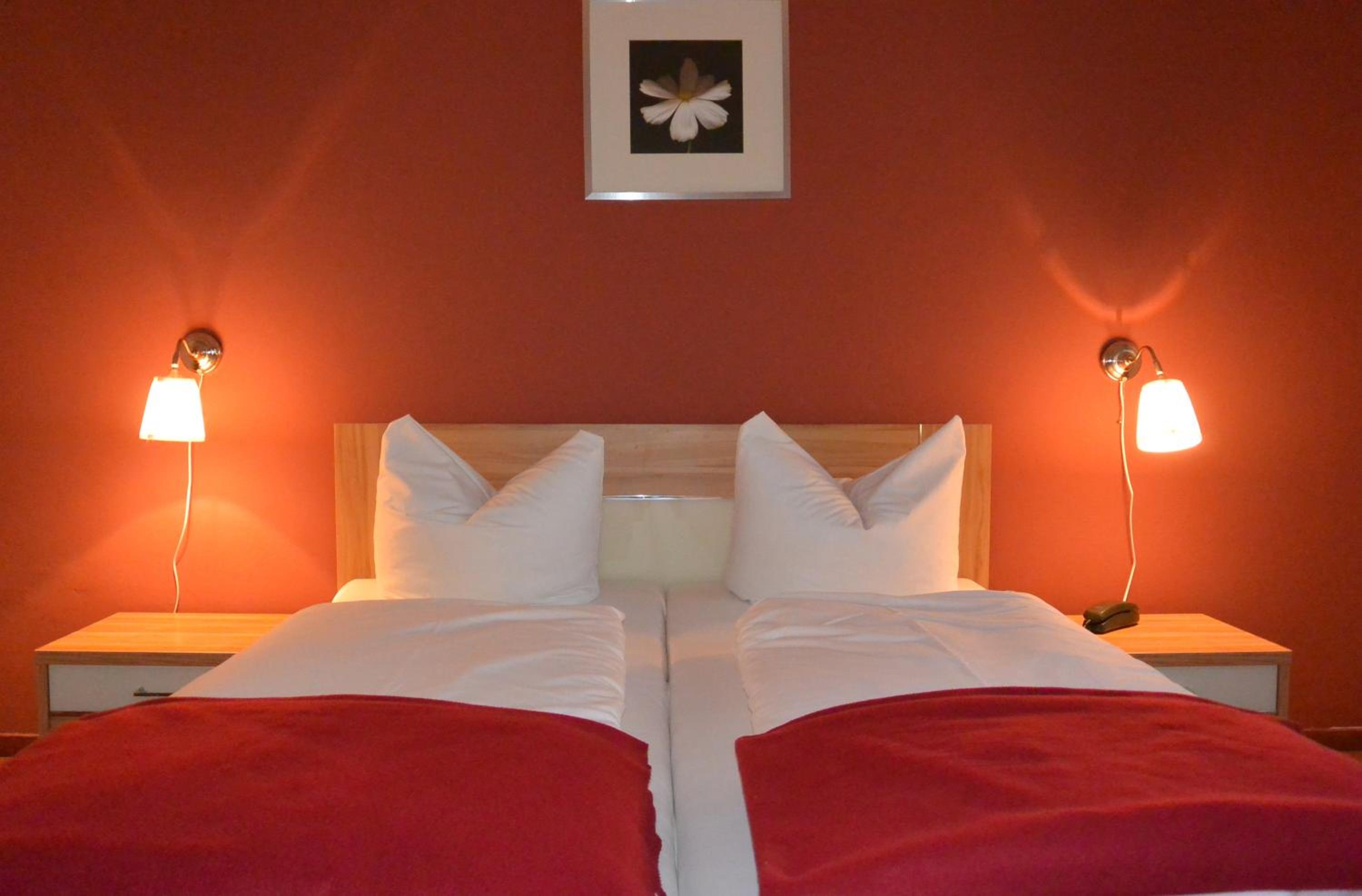 Double Room - Photo 11