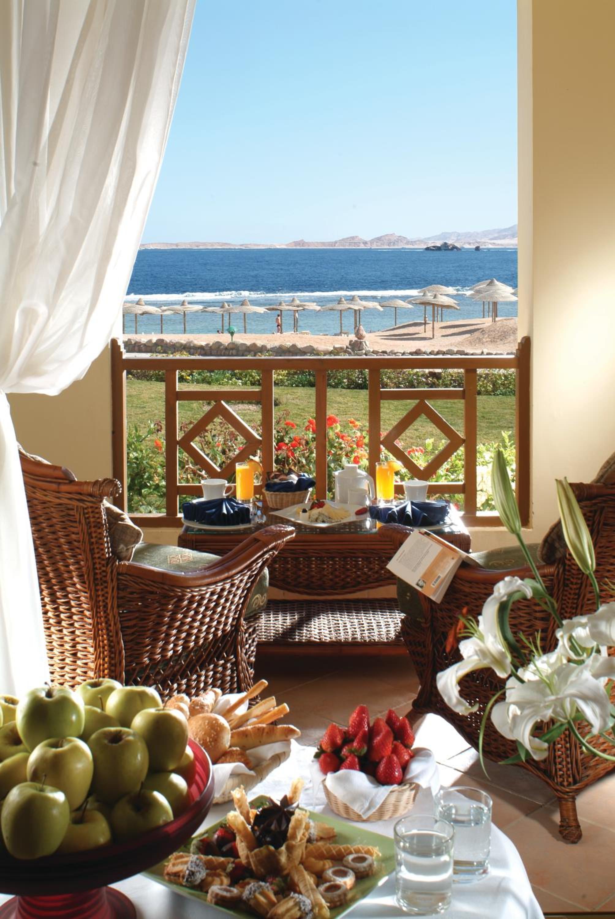 Deluxe Double Room with Sea View photo 3