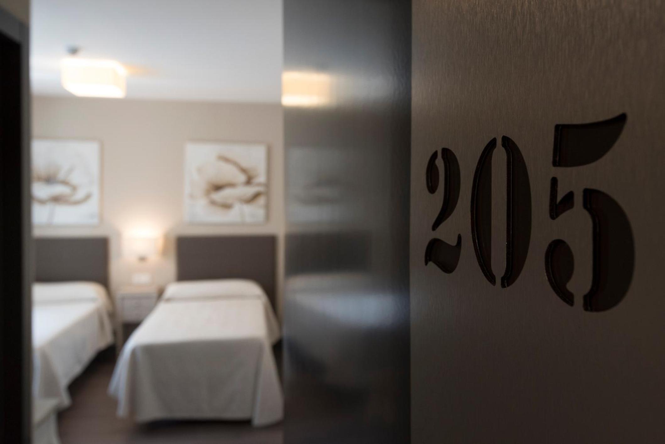 Twin Room photo 2