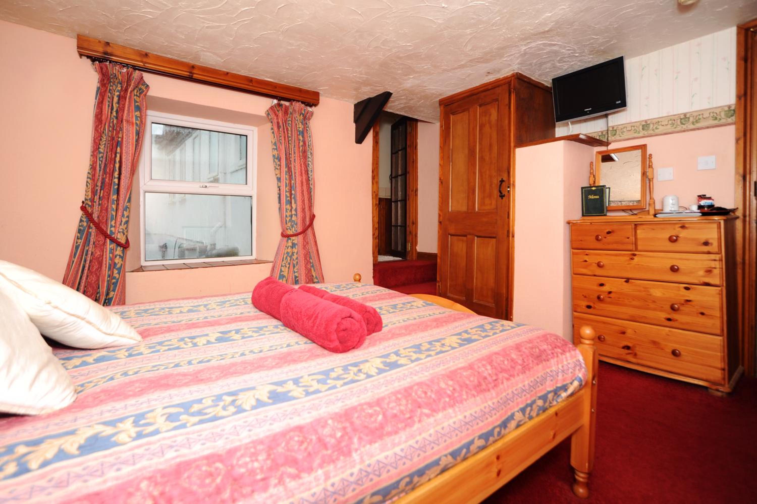 Double Room - Photo 3