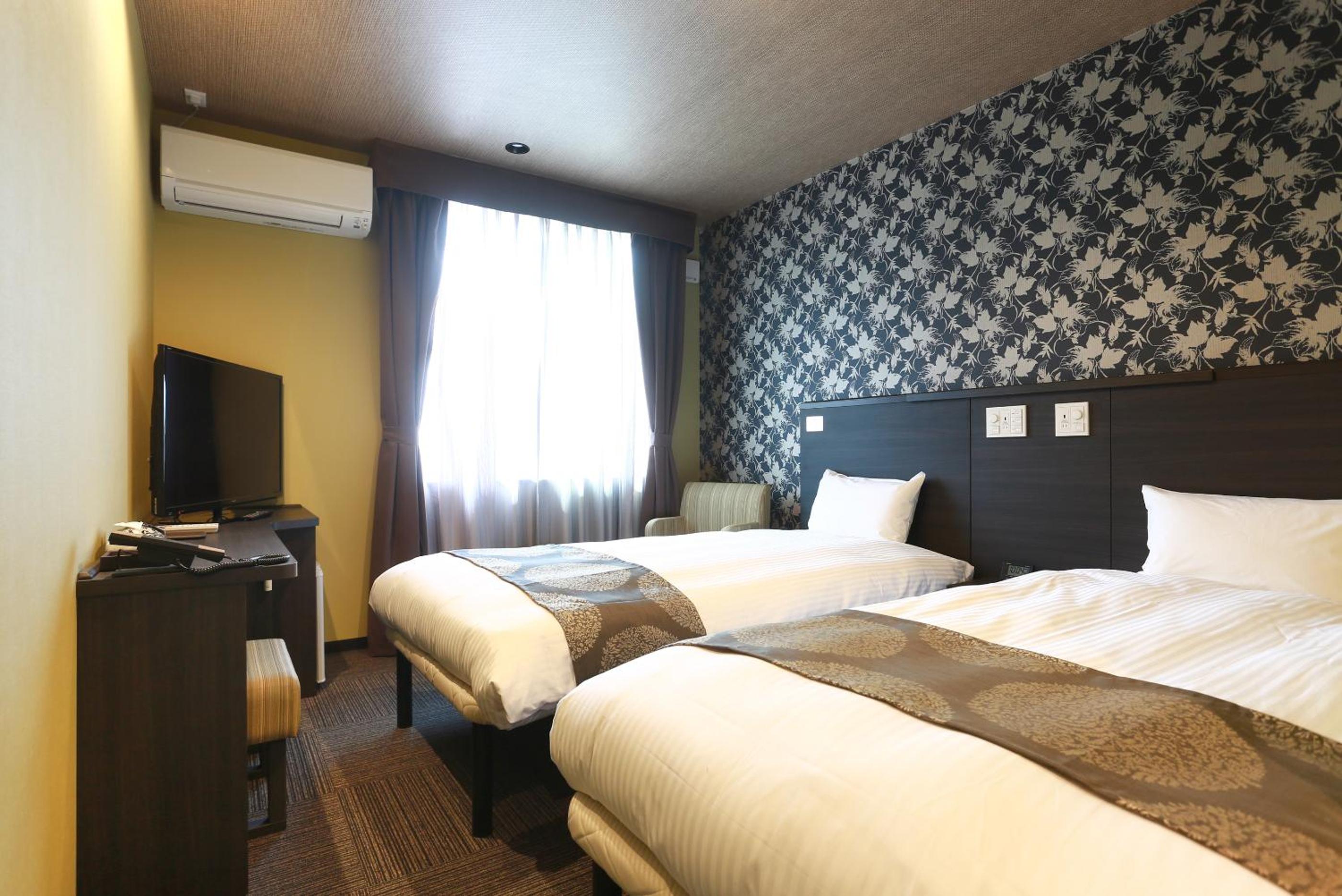 Half board included - Twin Room - Non-Smoking photo 1