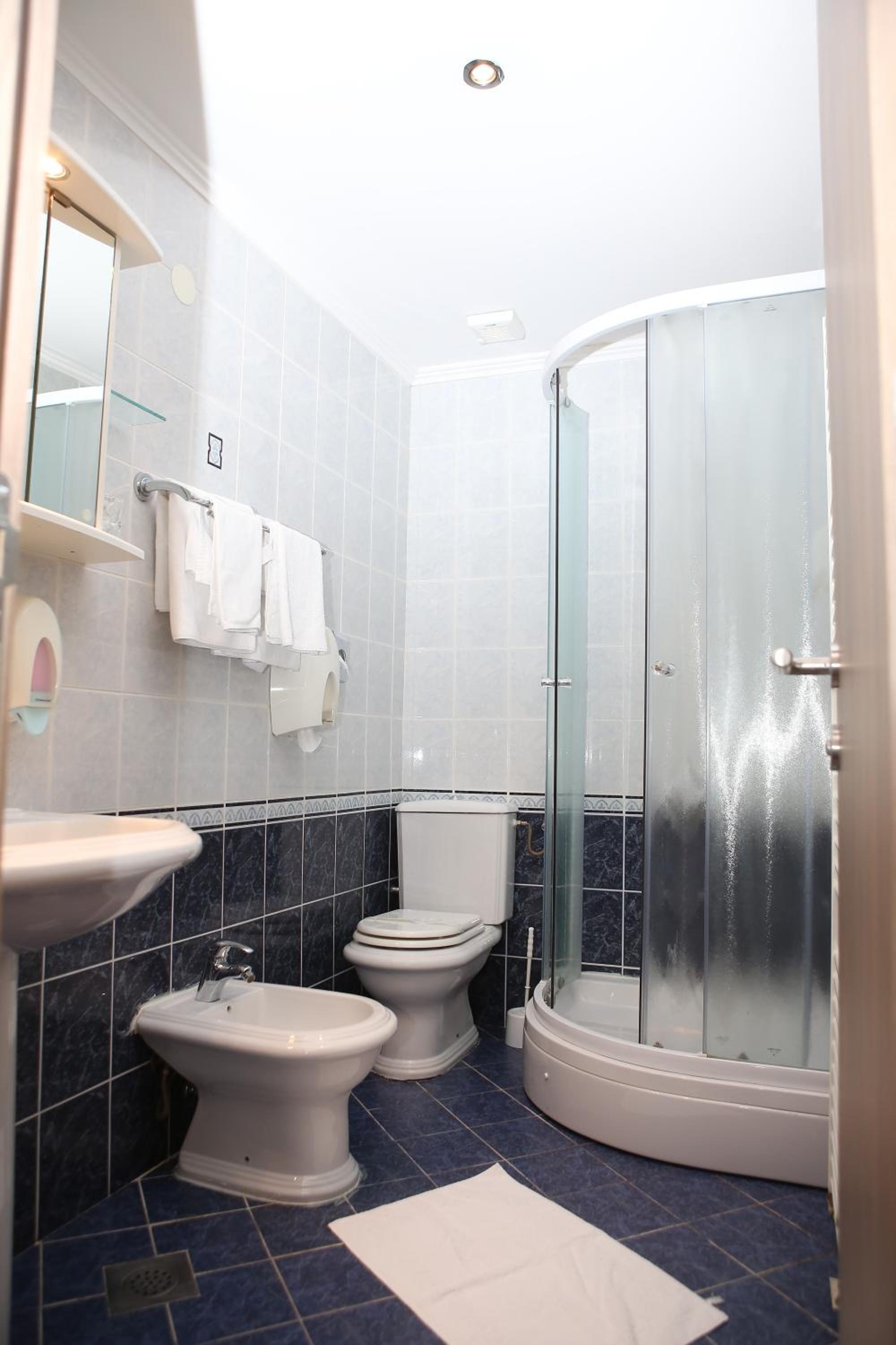 Triple Room - Photo 2