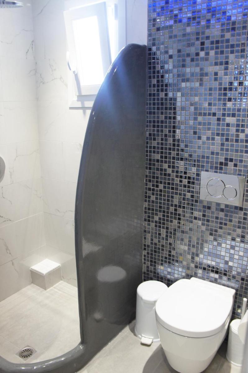 Triple Room with Pool View photo 2