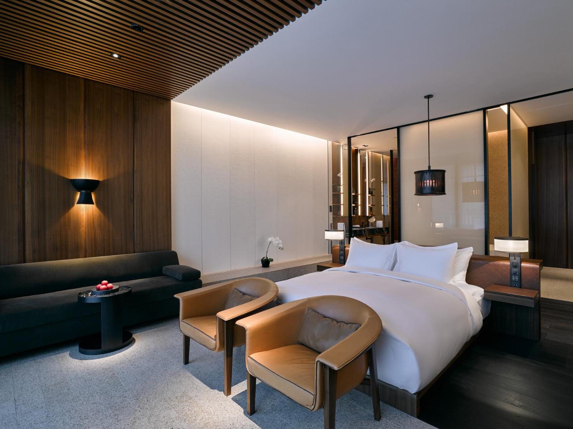 Studio King Room