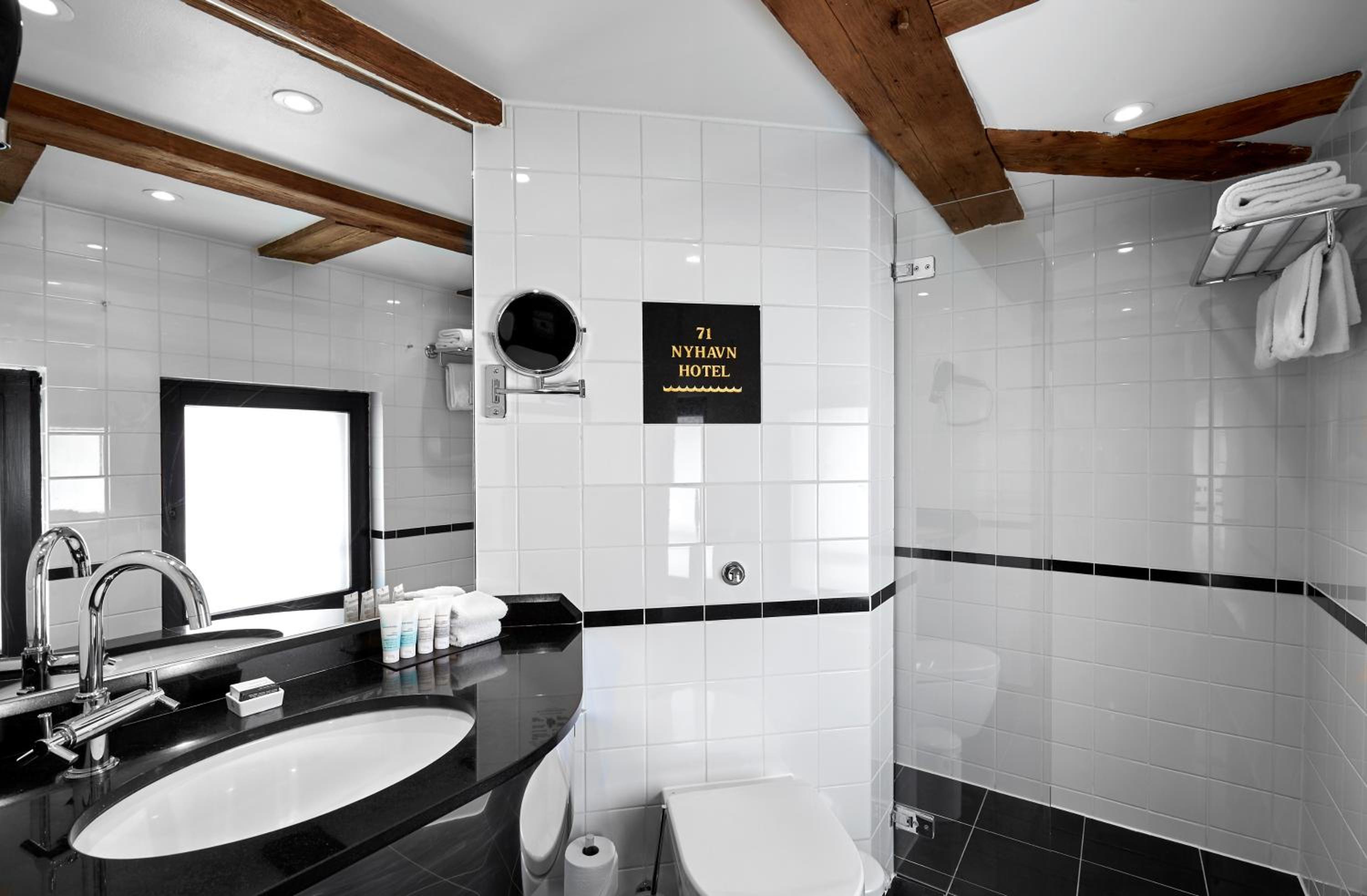 Executive Single Room thumbnail 5