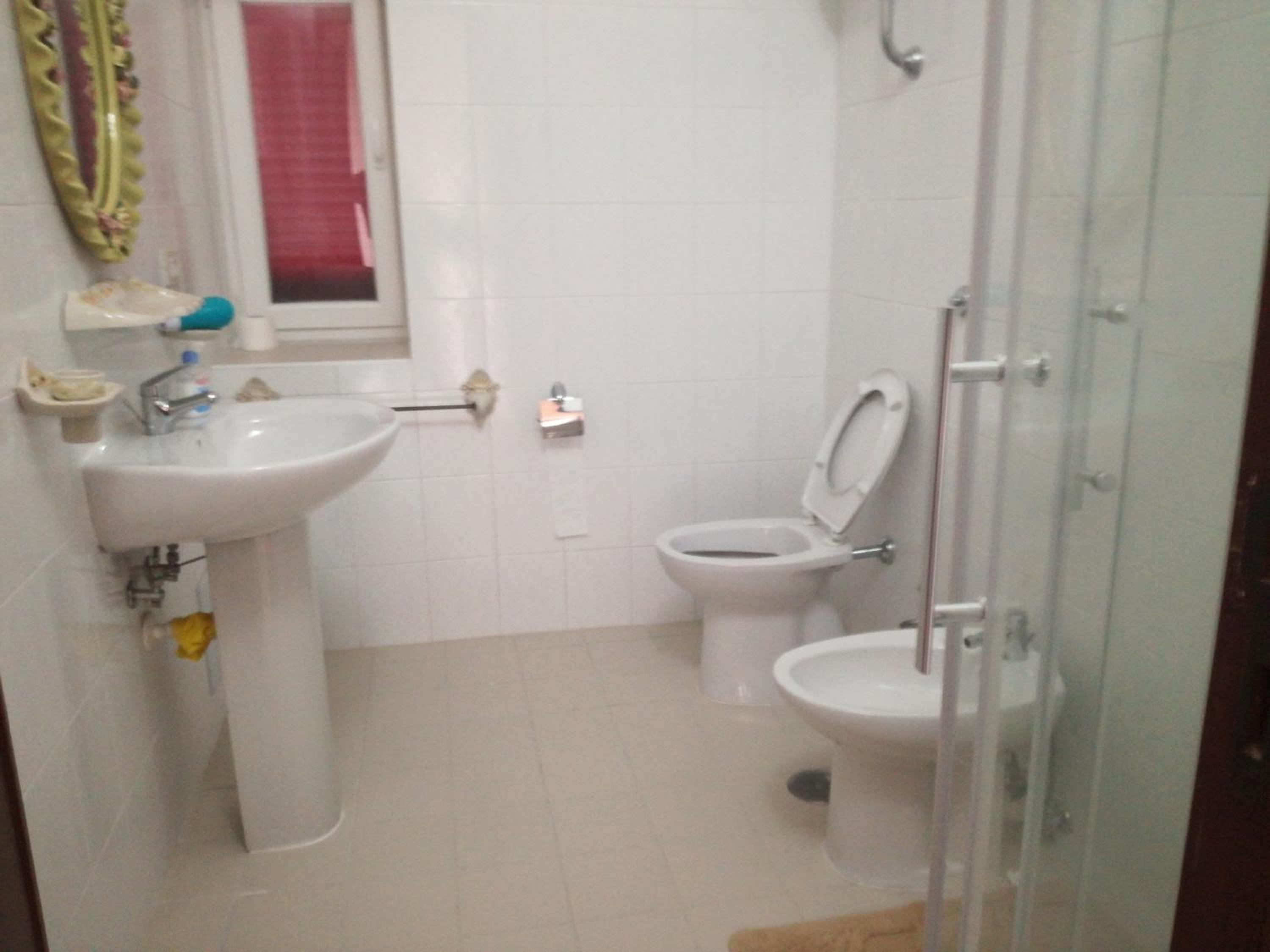 Double Room - Photo 19