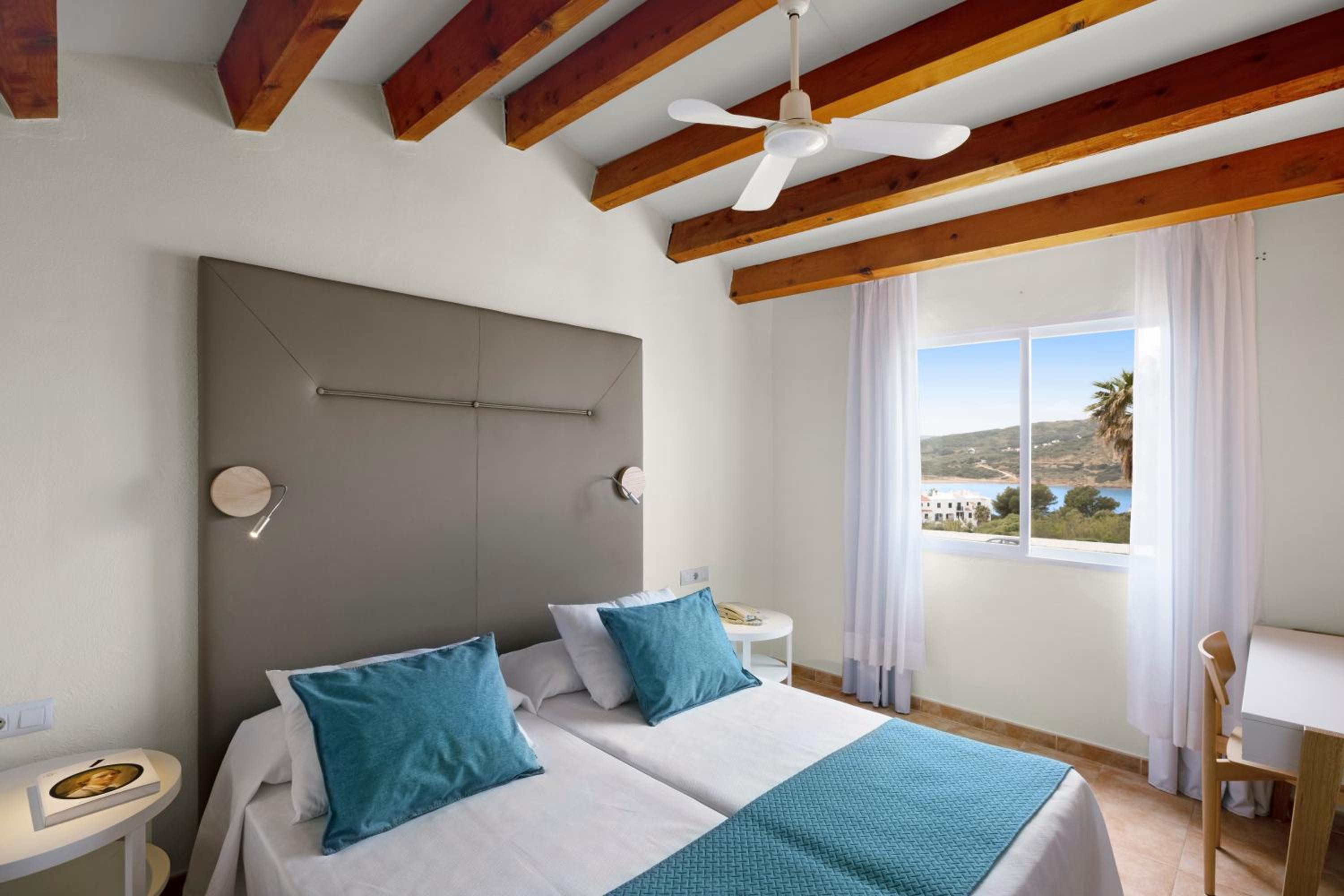Apartamento con vista al mar (2 adultos)