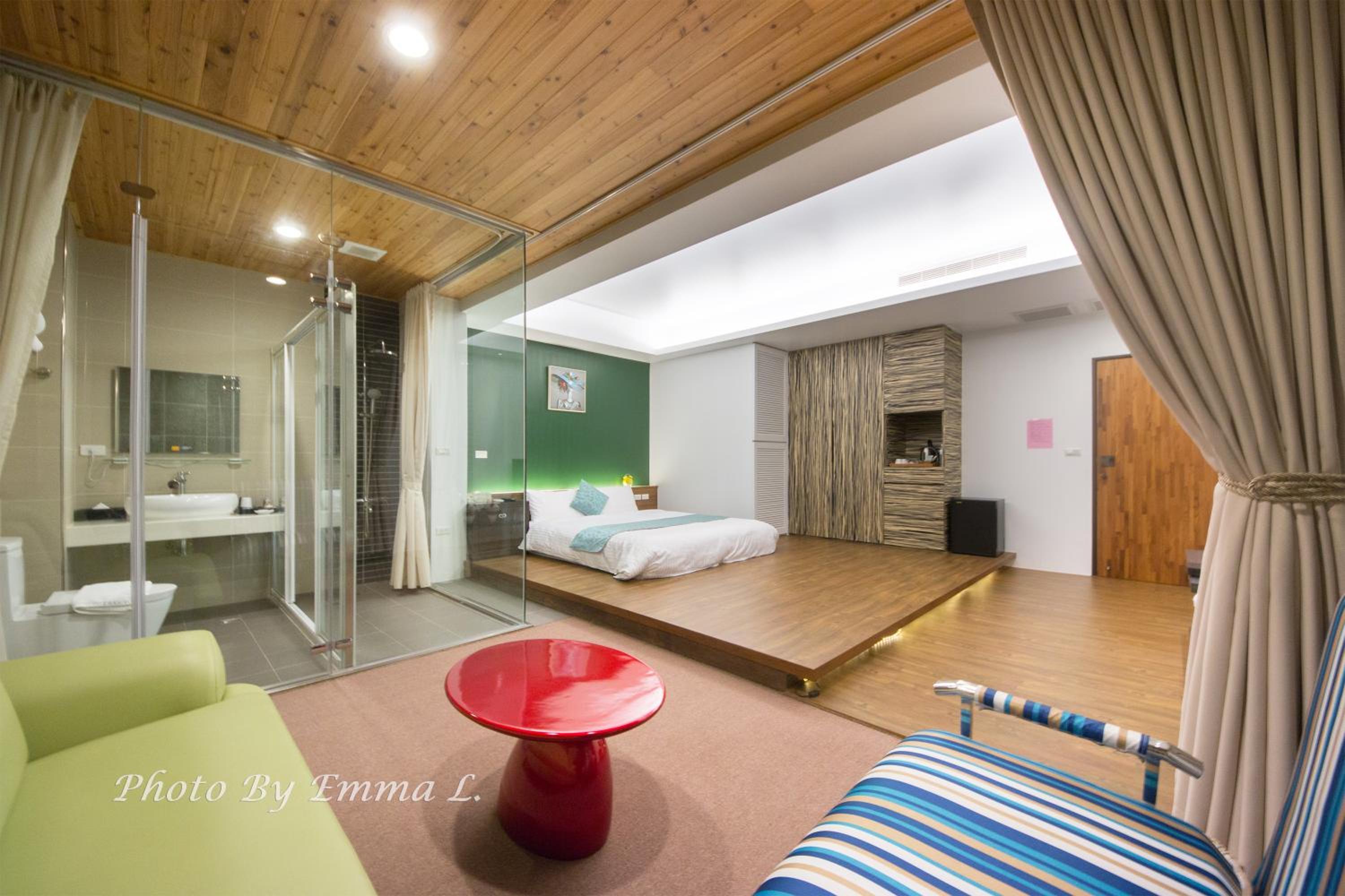 Large Double Room photo 2