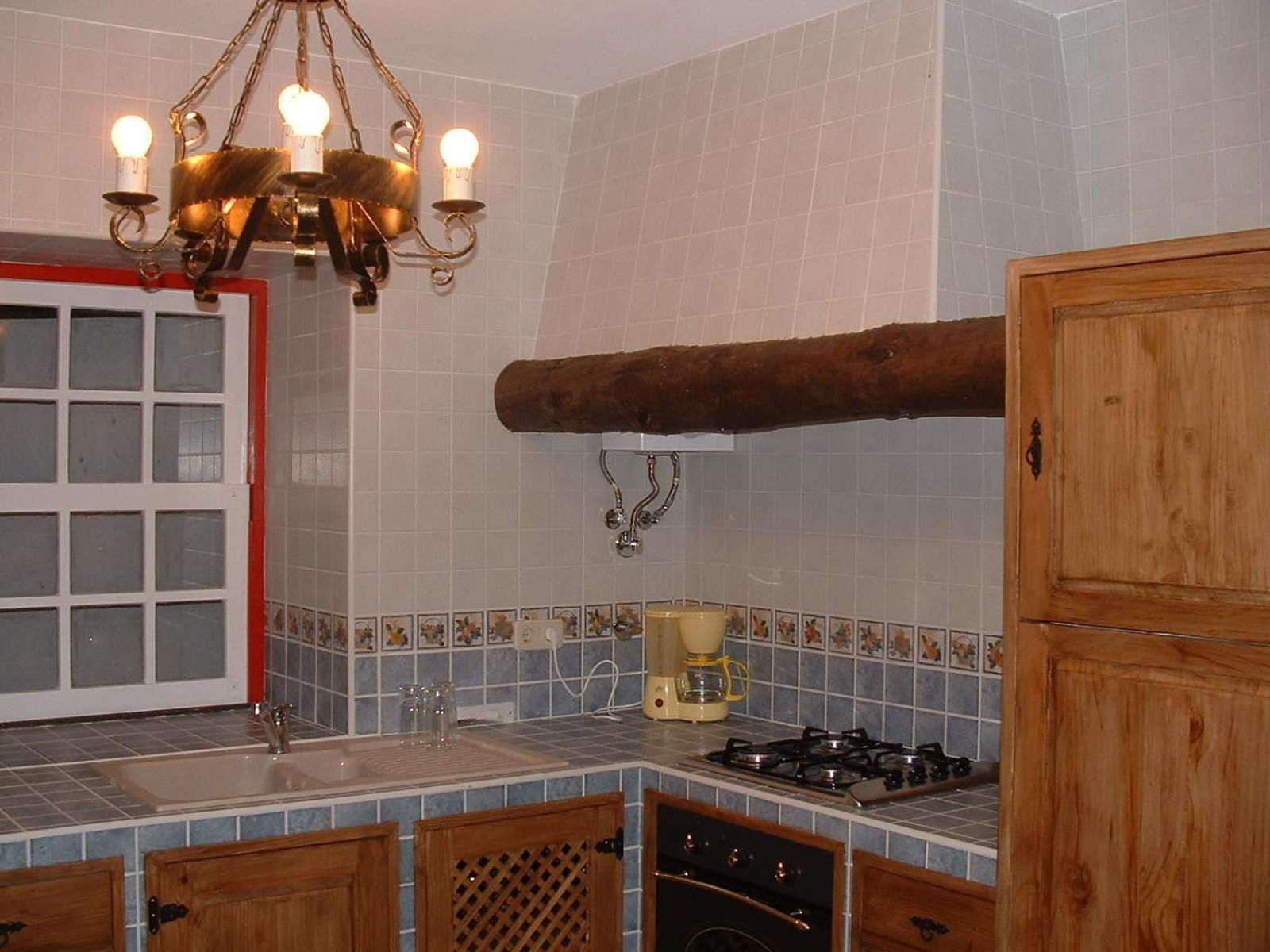 Three-Bedroom House - Photo 5