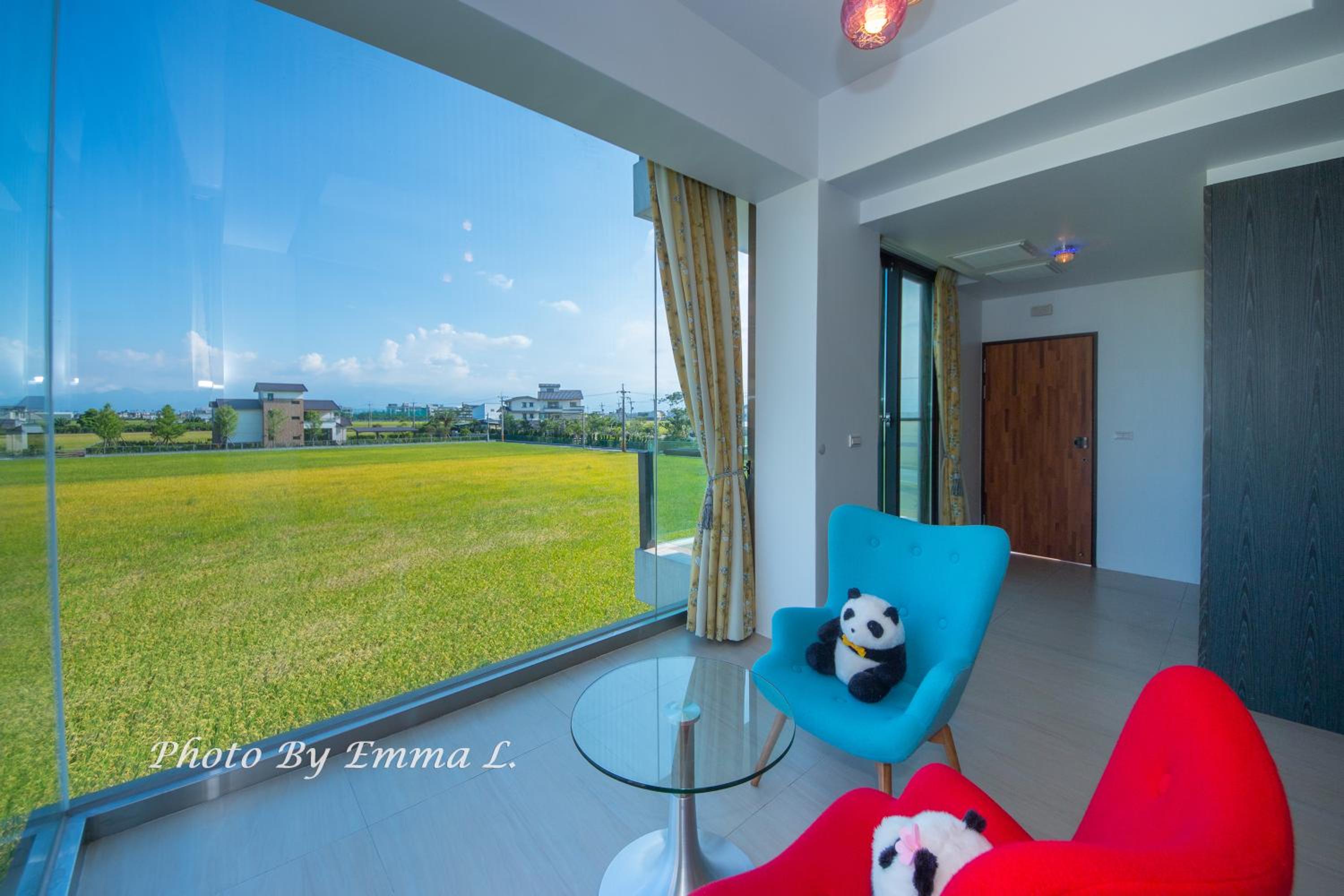 King Room with Mountain View photo 2
