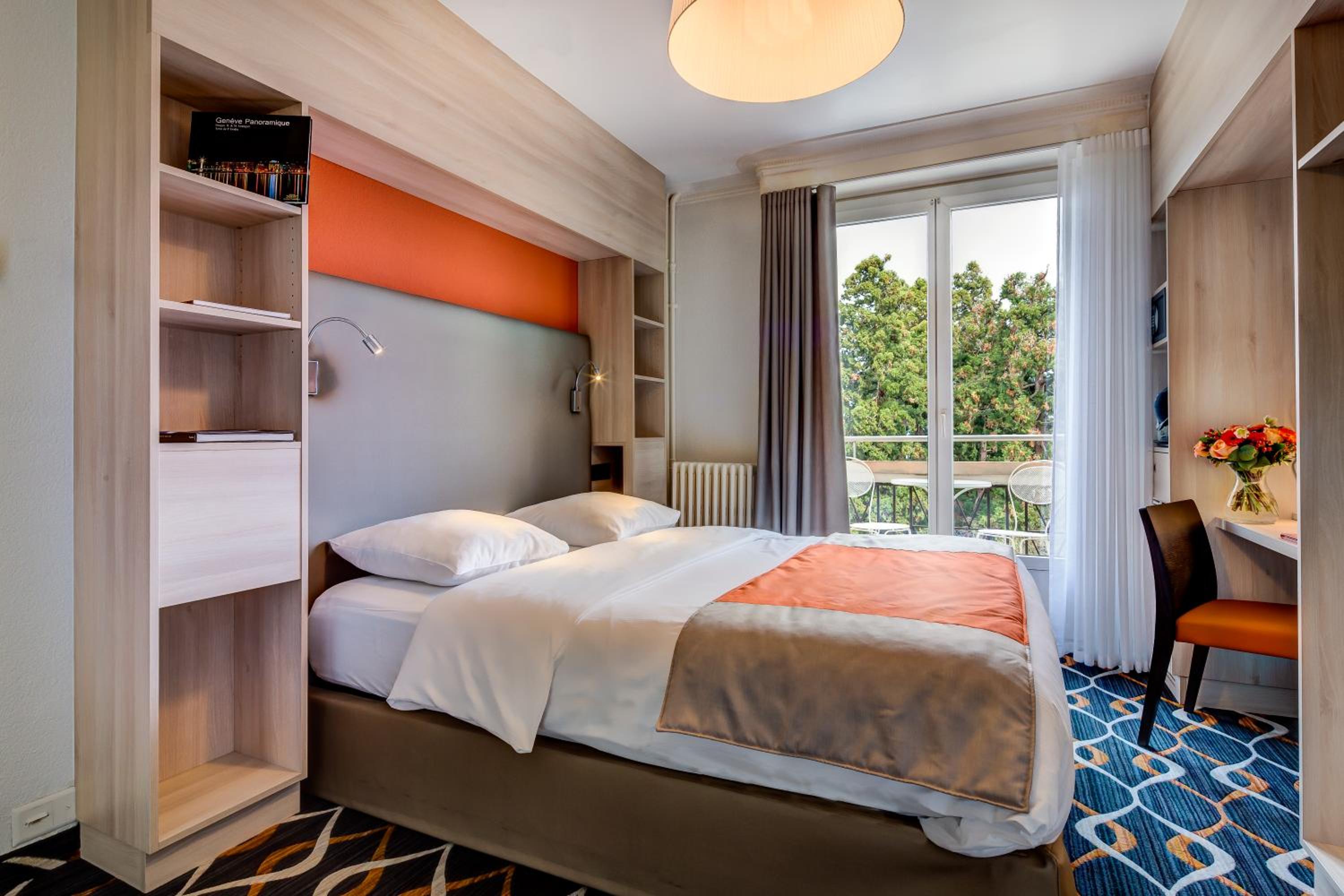 Double Room - Photo 2