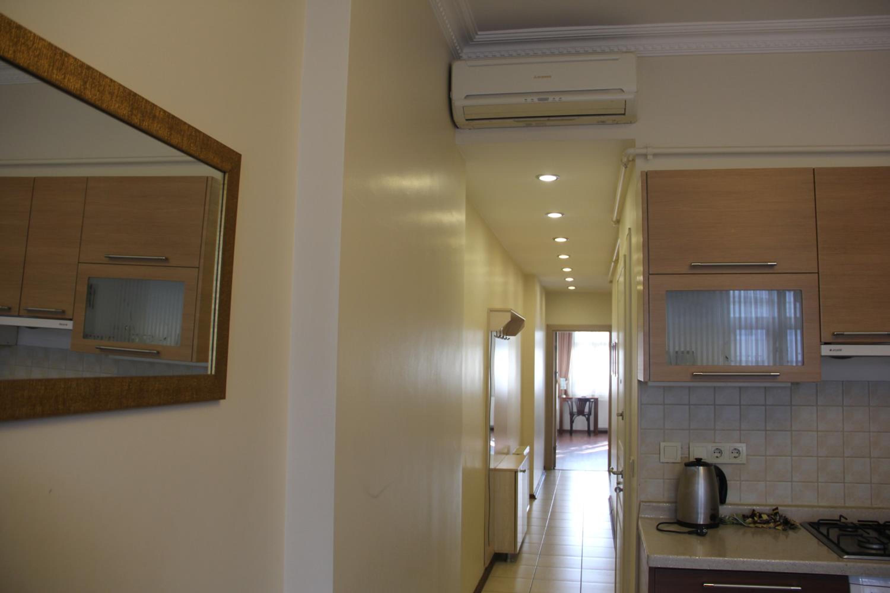 Deluxe Apartment- City View  photo 3