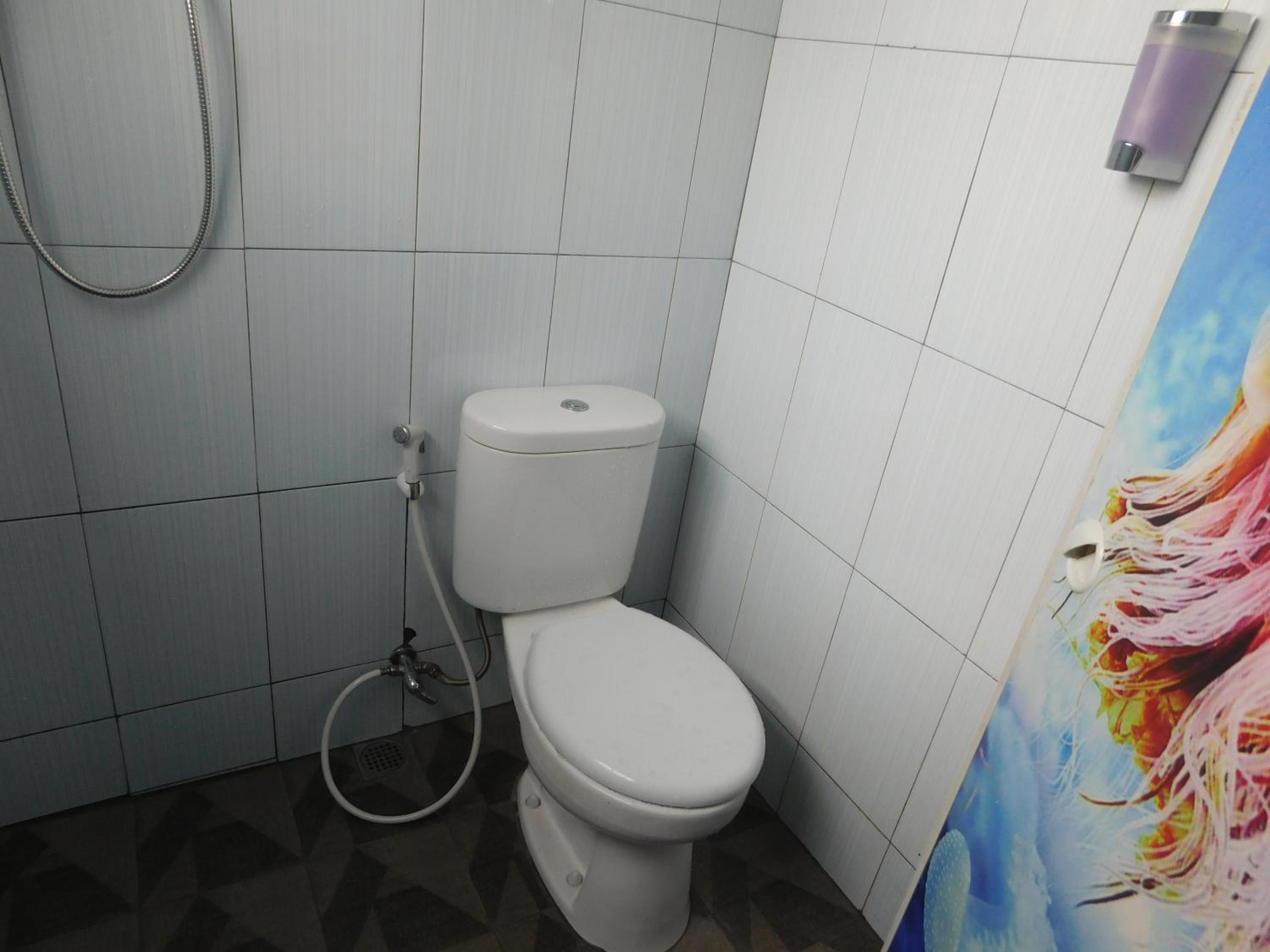 Budget Single Room photo 3
