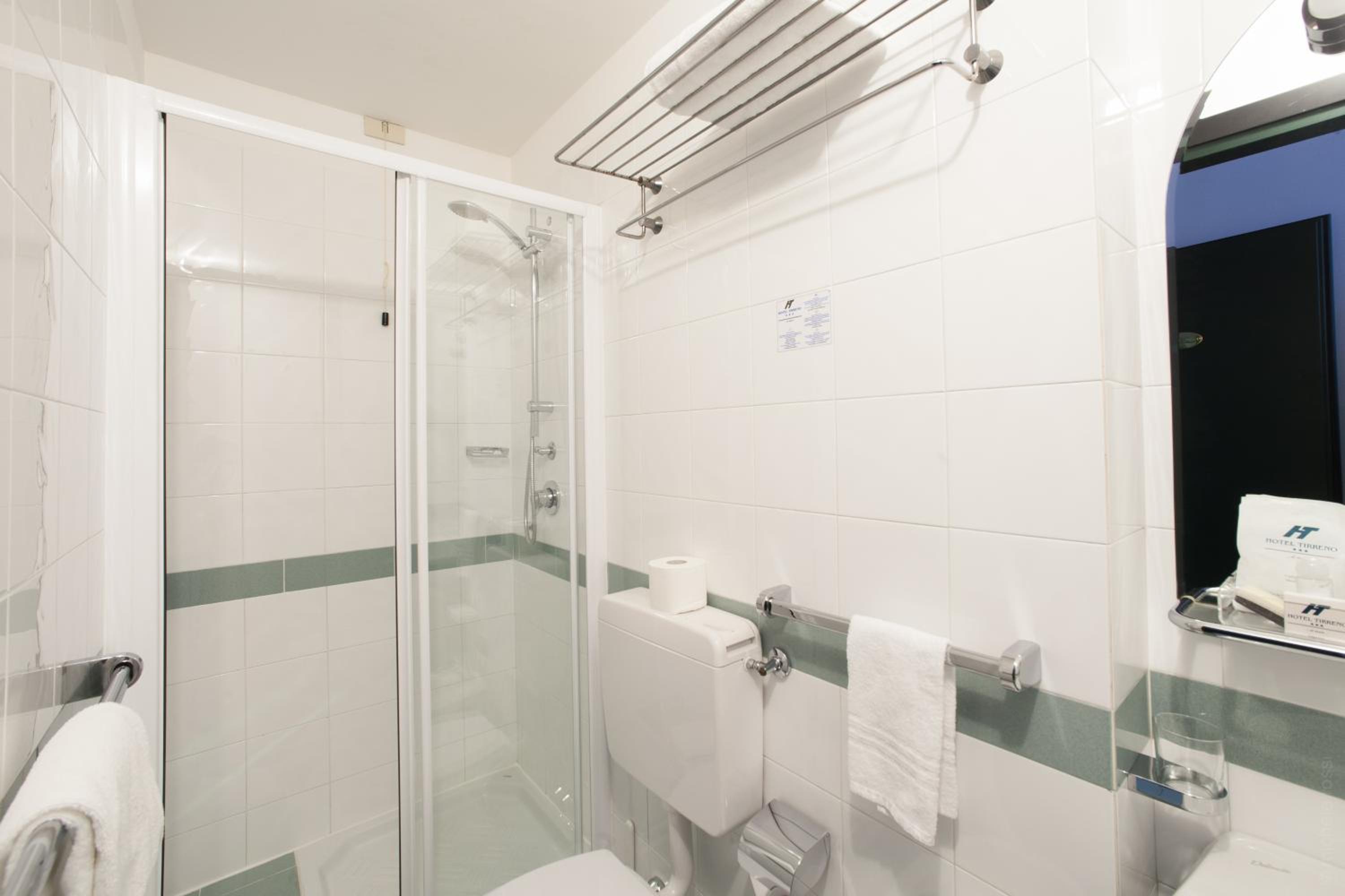 Double or Twin Room - Photo 3