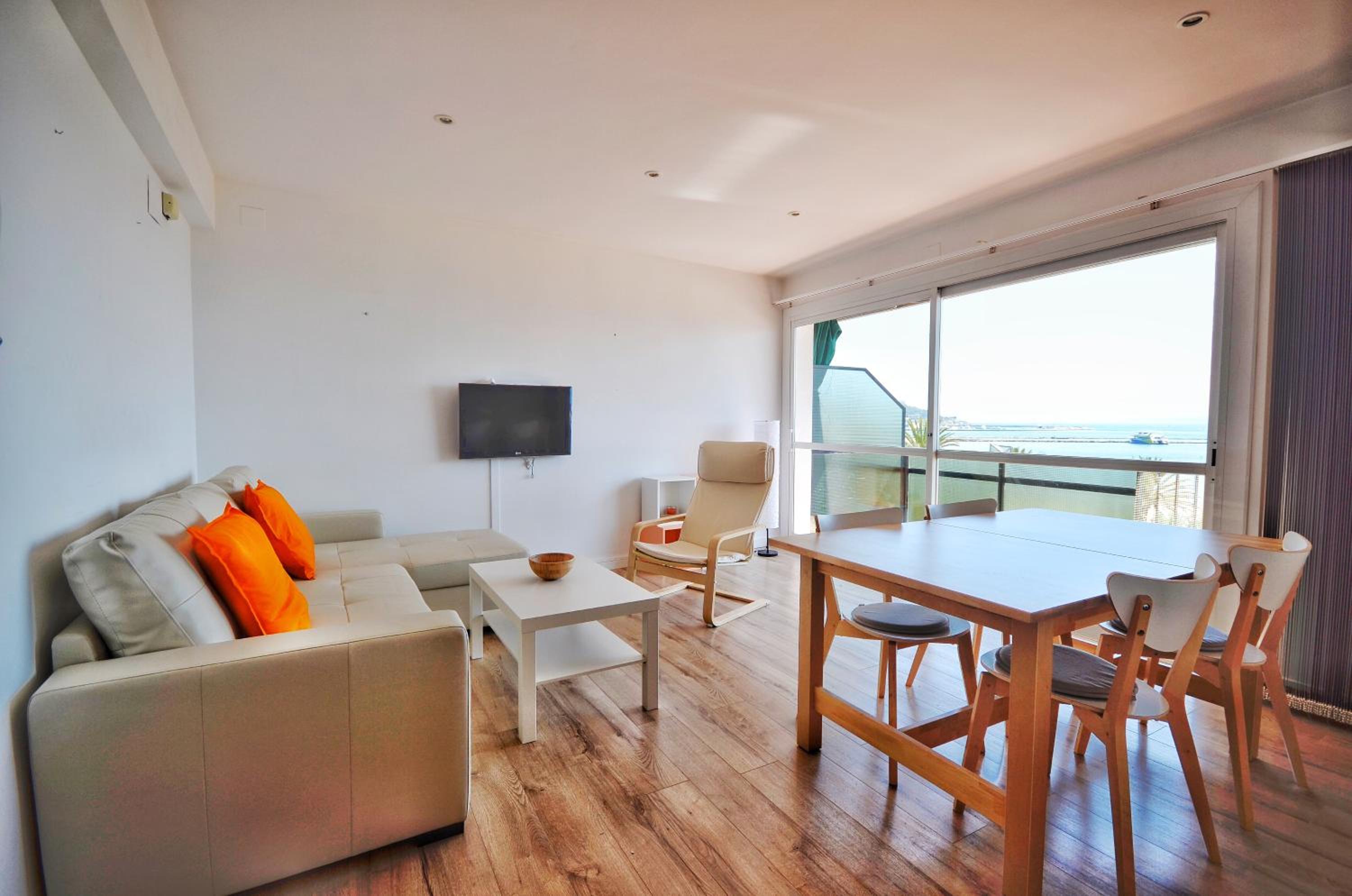 Apartamento con vista al mar