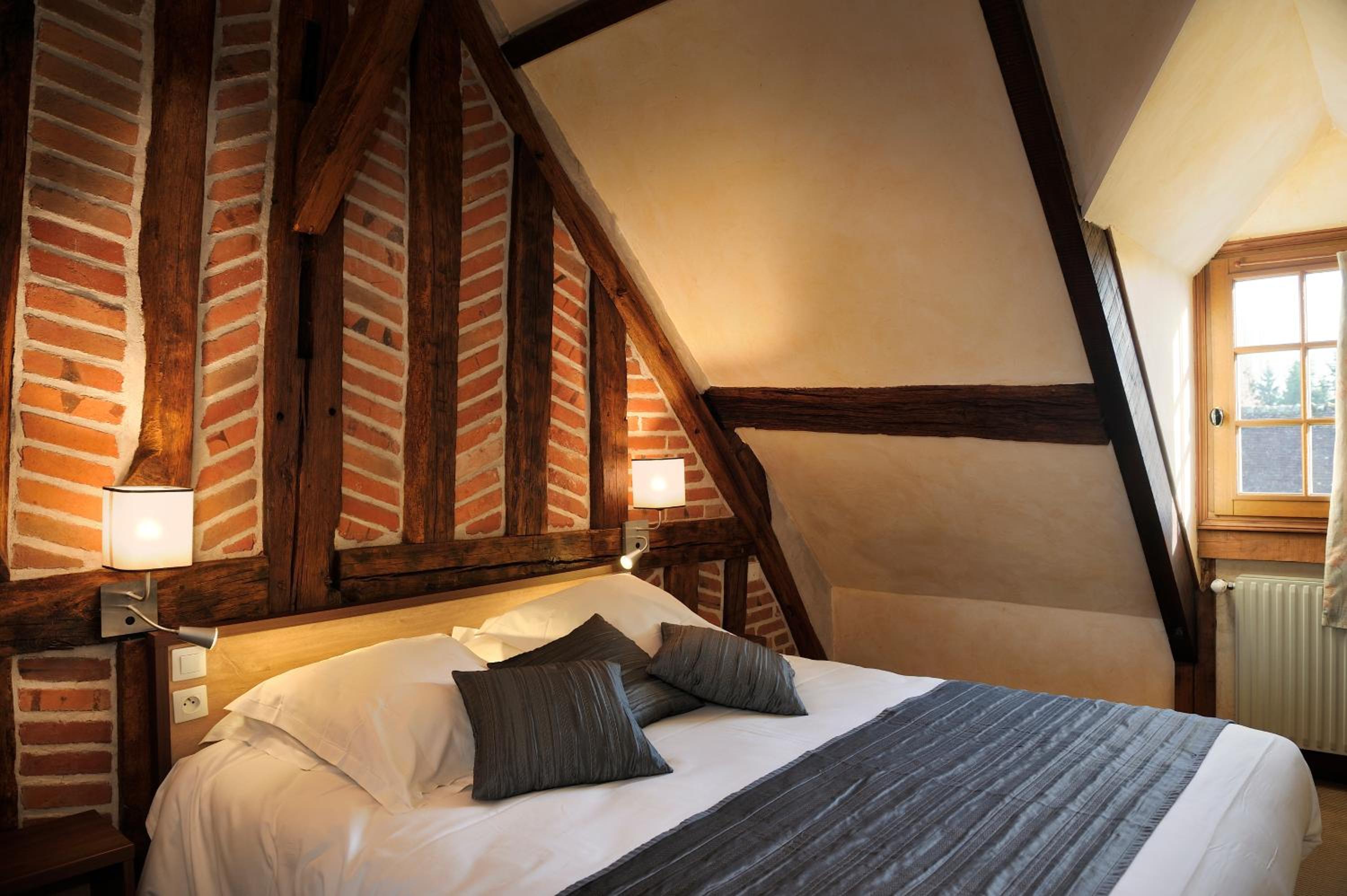 Double Room - Photo 19
