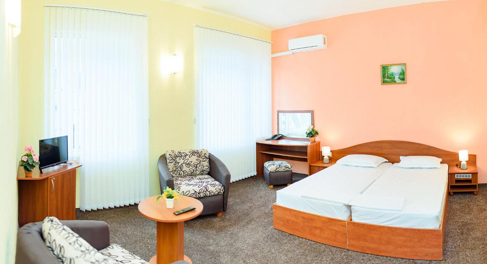 Standard Double Room - Photo 1