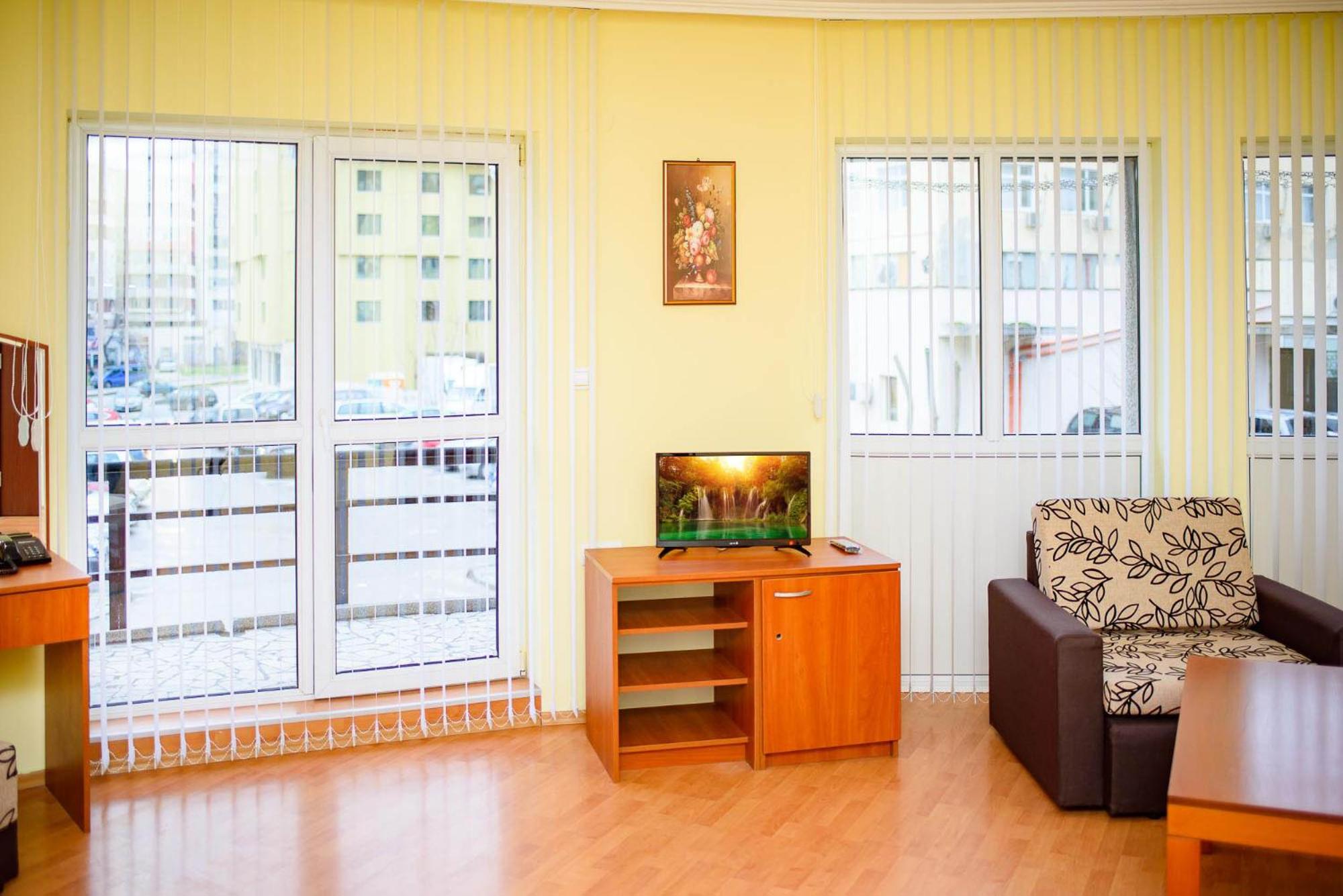 Deluxe Double Studio - Photo 3