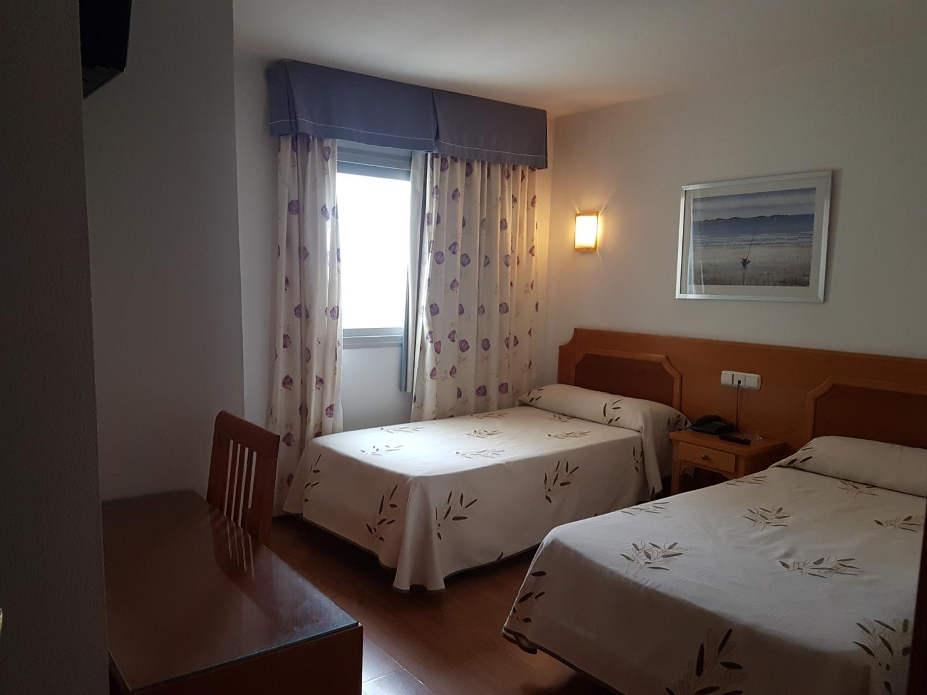 Double or Twin Room photo 2