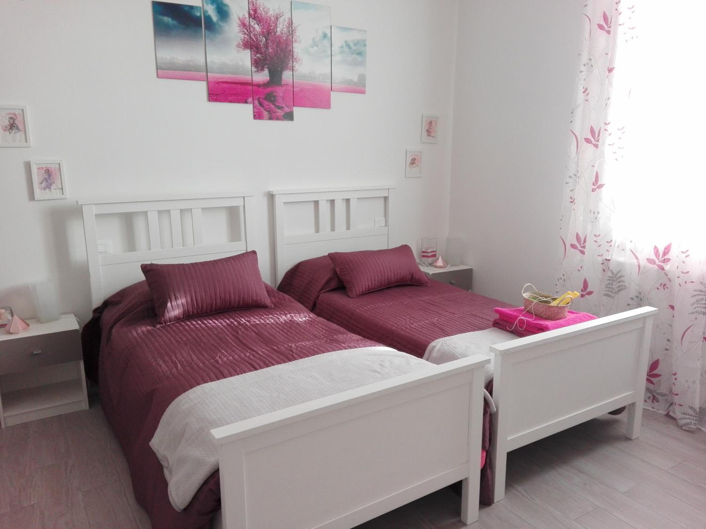 Two-Bedroom Apartment - Photo 23