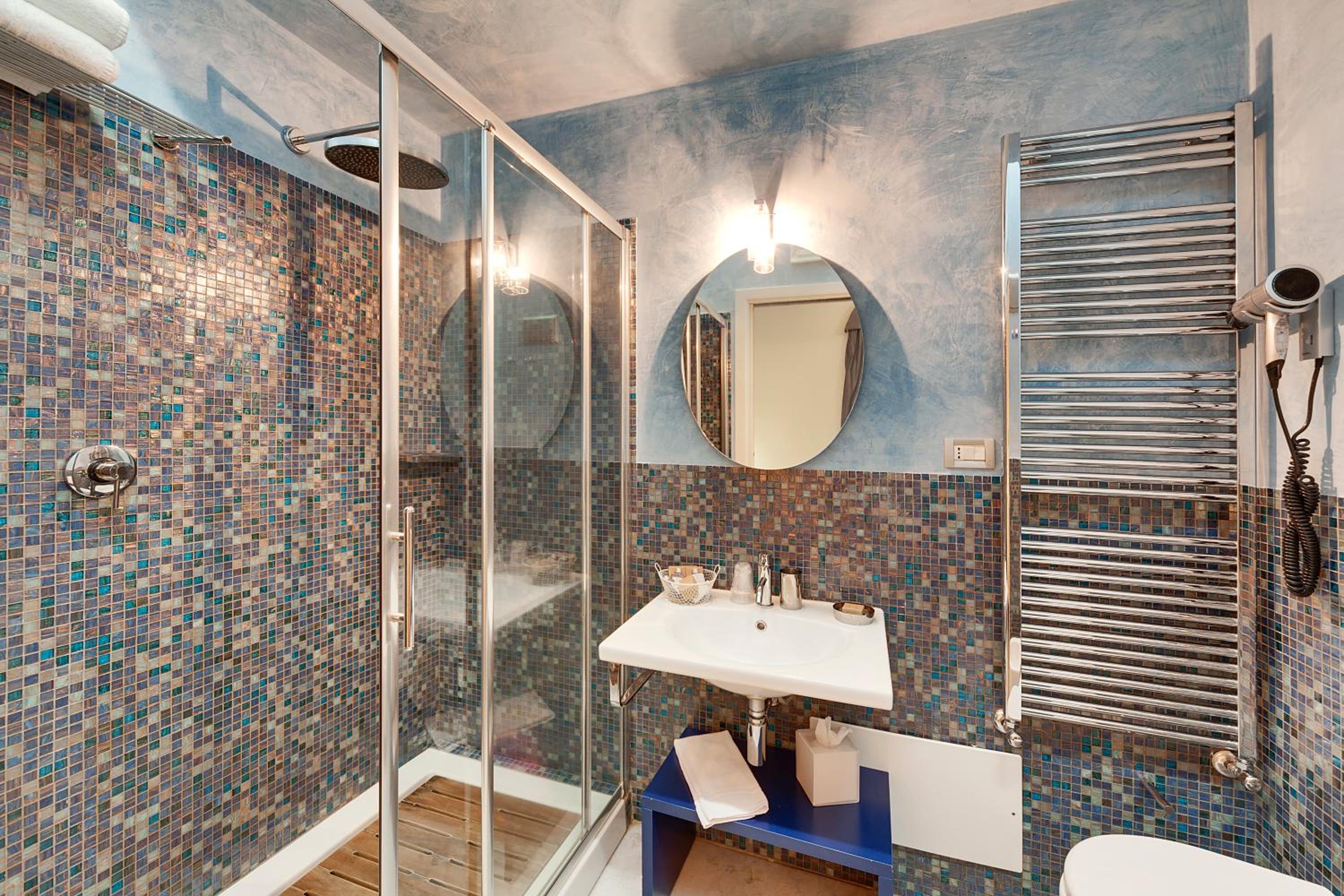 Deluxe Double Room - Photo 6