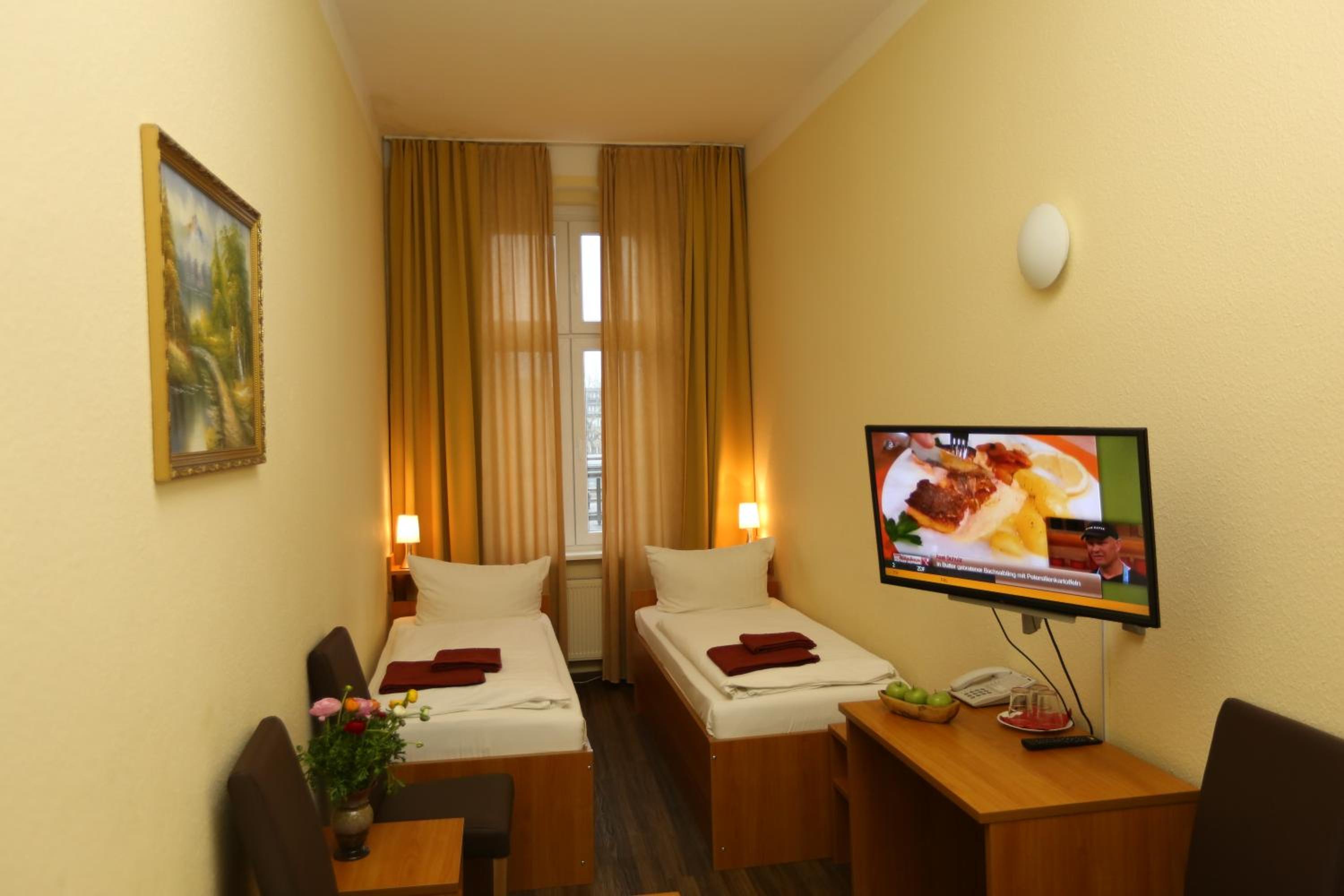 Twin Room photo 1