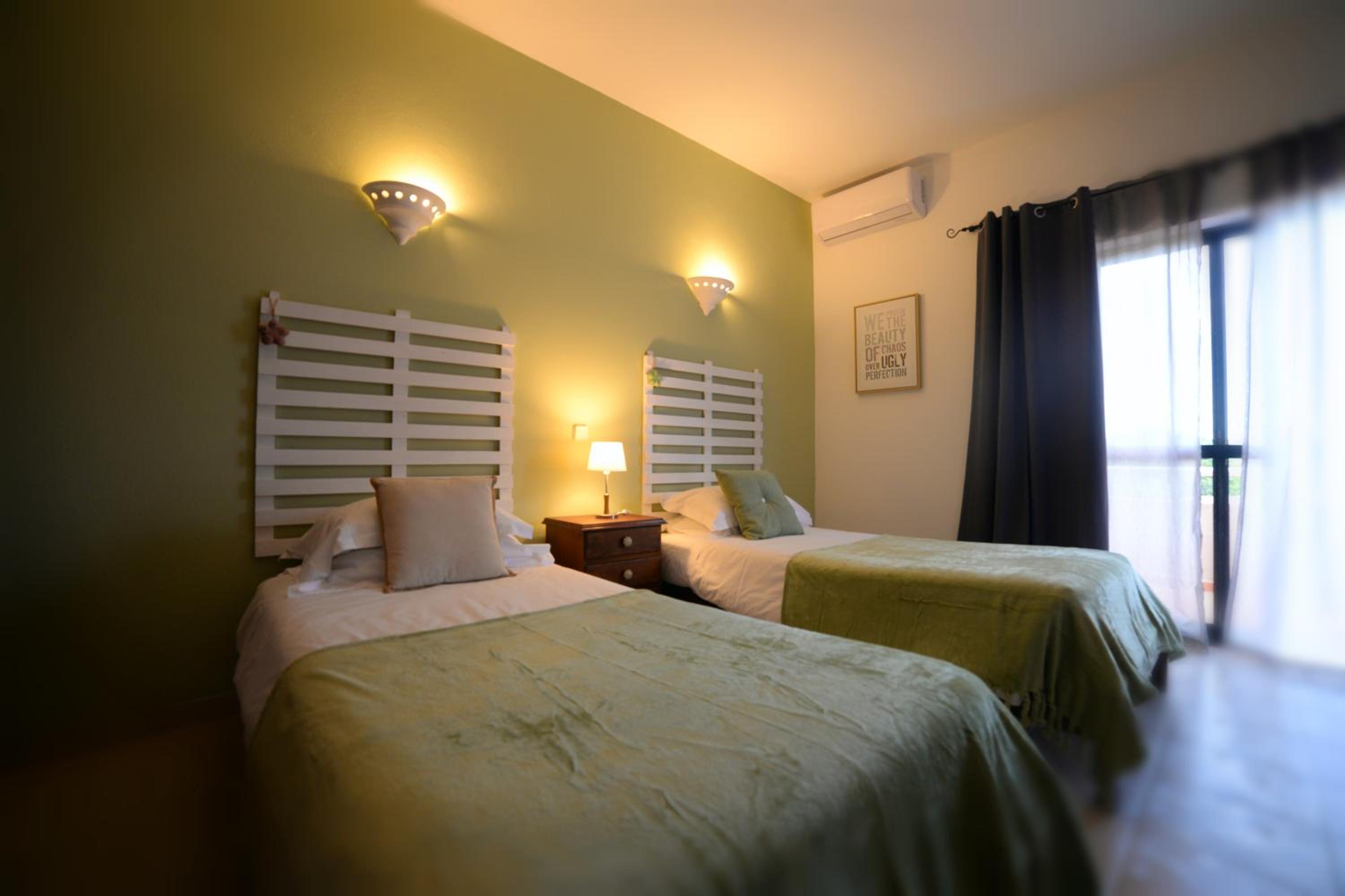 Double Room with Garden View - Photo 7