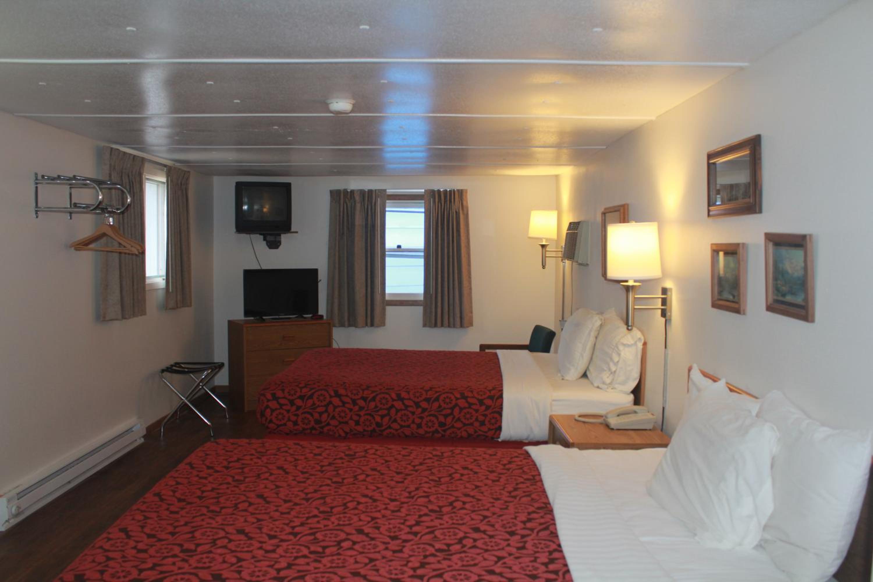 2 Queen Beds Non-Smoking - Photo 4