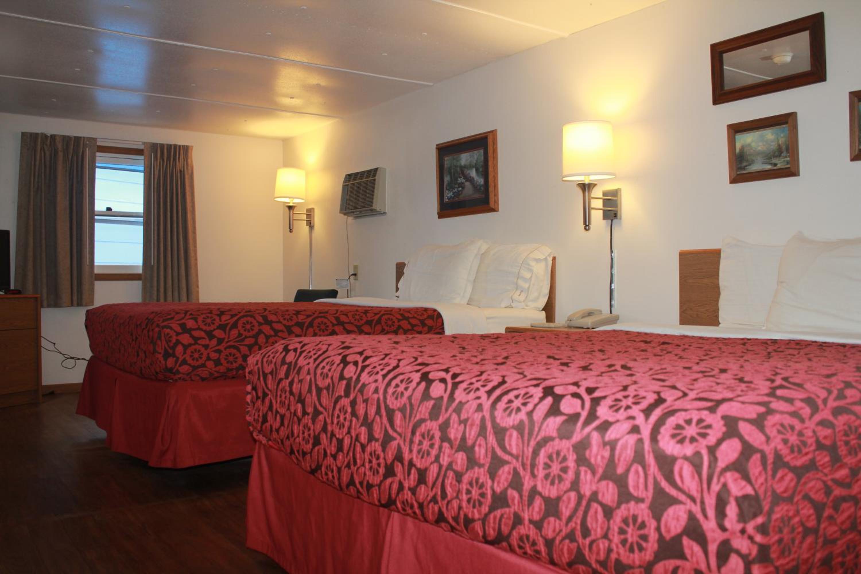 2 Queen Beds Non-Smoking - Photo 5