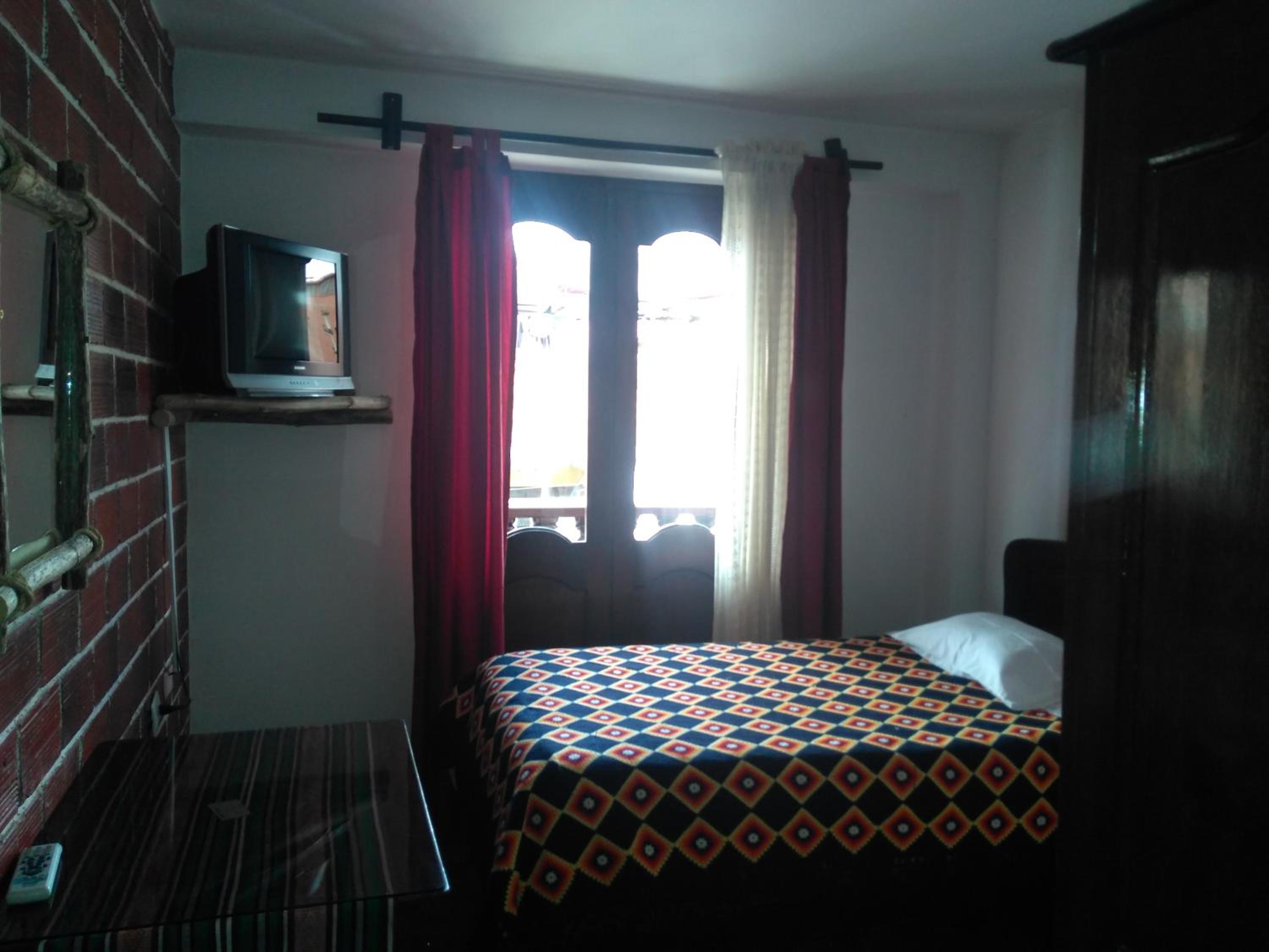 Single Room With Private Bathroom photo 1