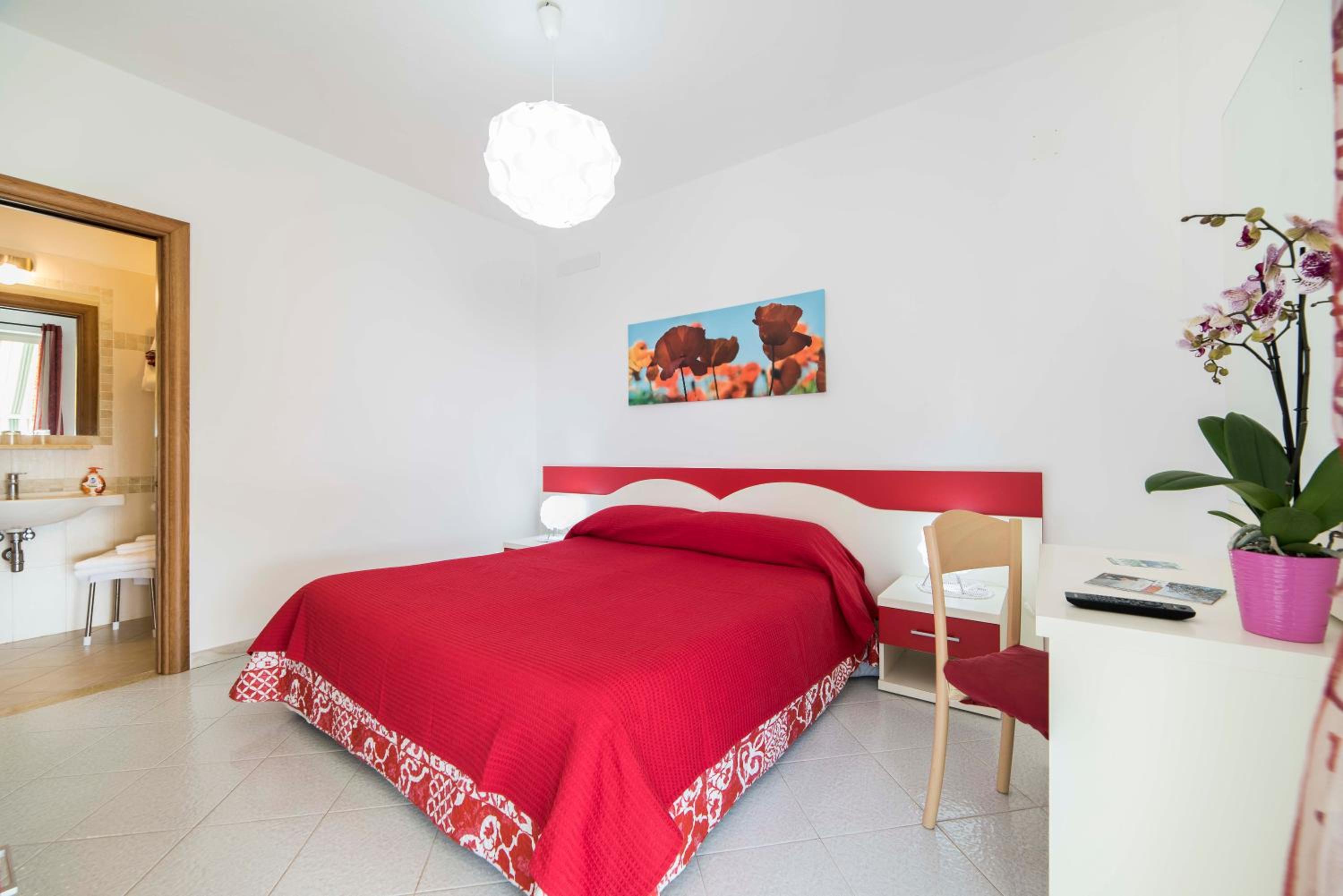 Double Room with Terrace - Photo 16