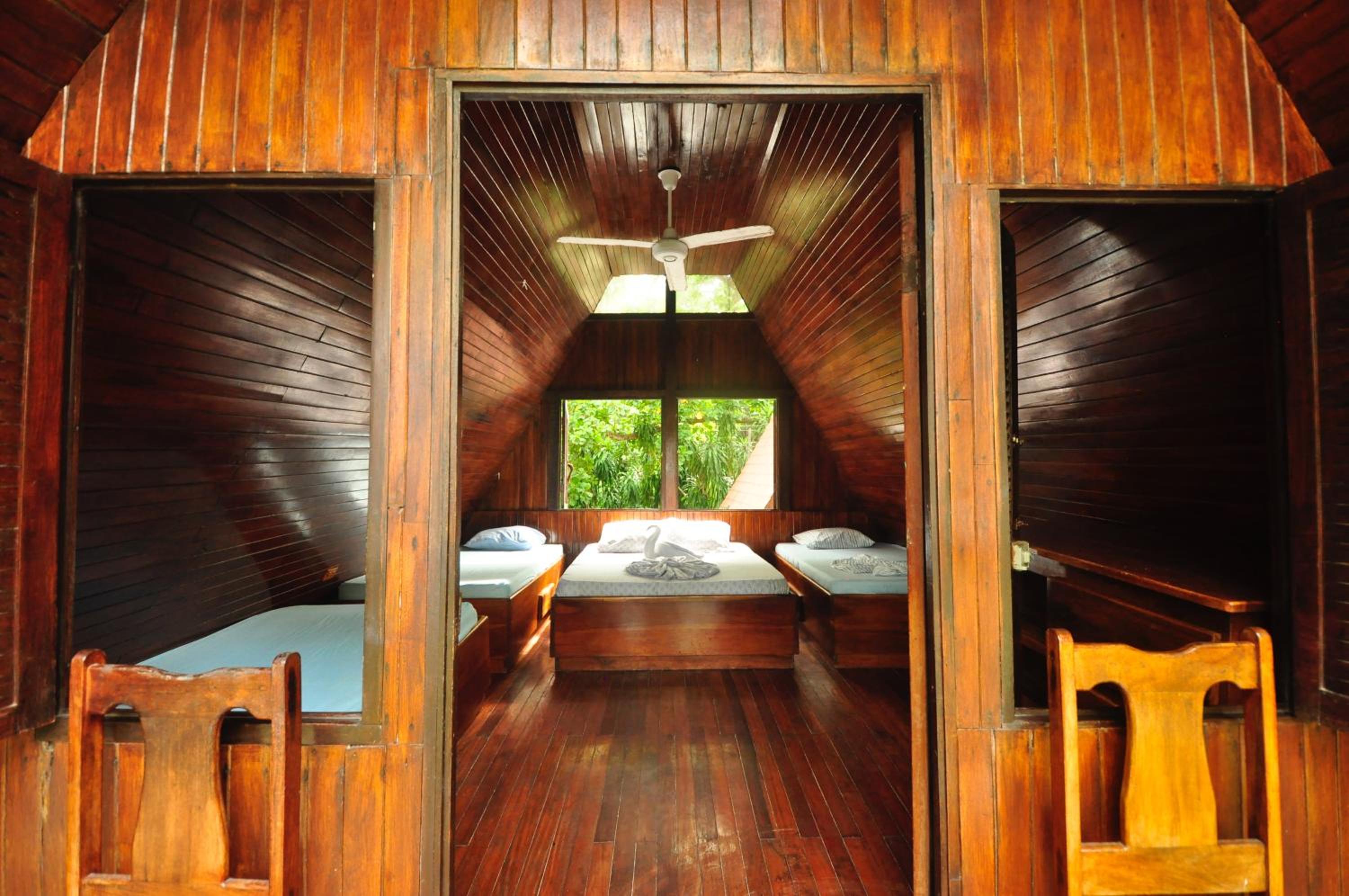 Bungalow - Beach Front photo 1