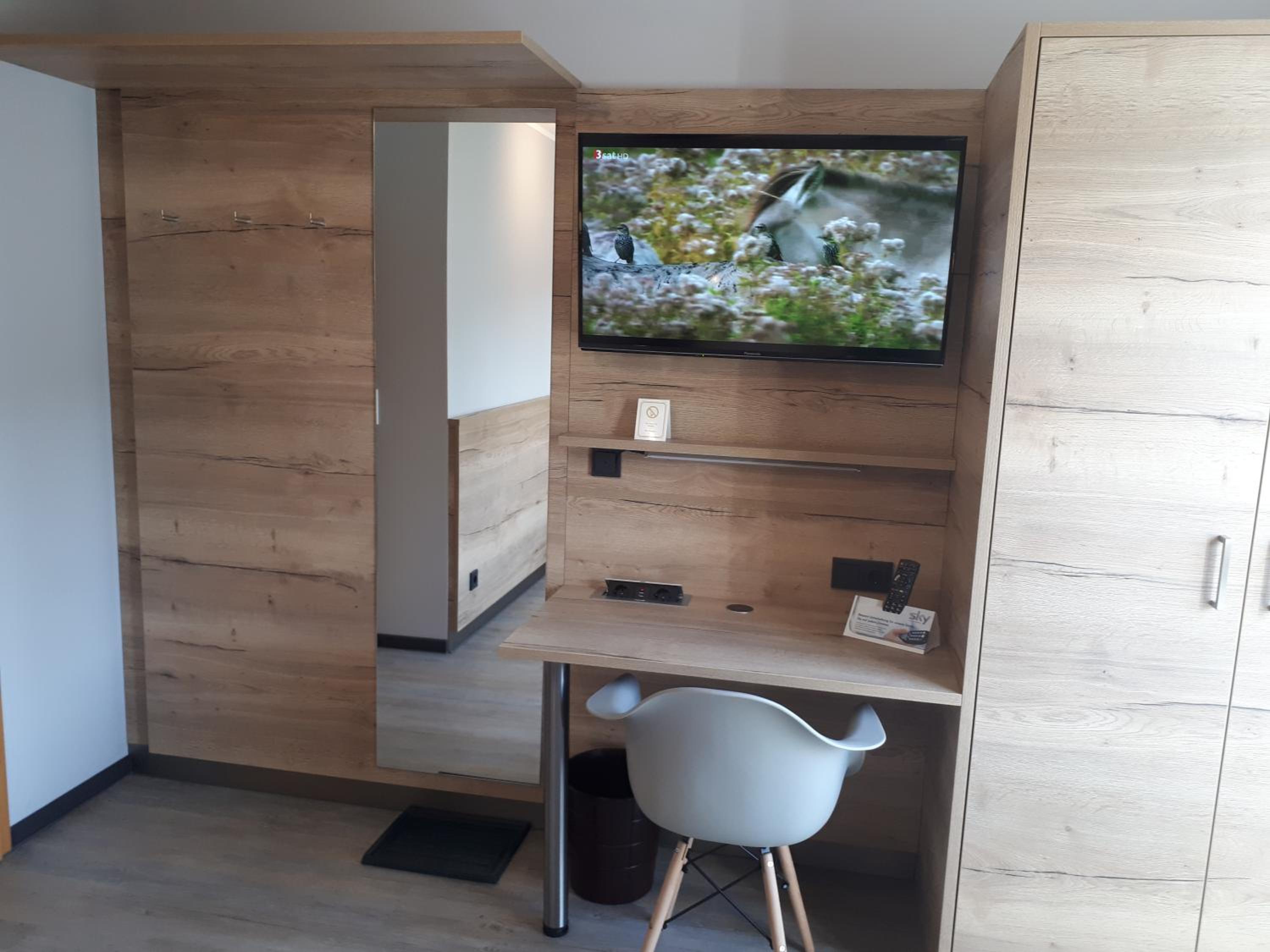 Junior Suite with Balcony photo 3