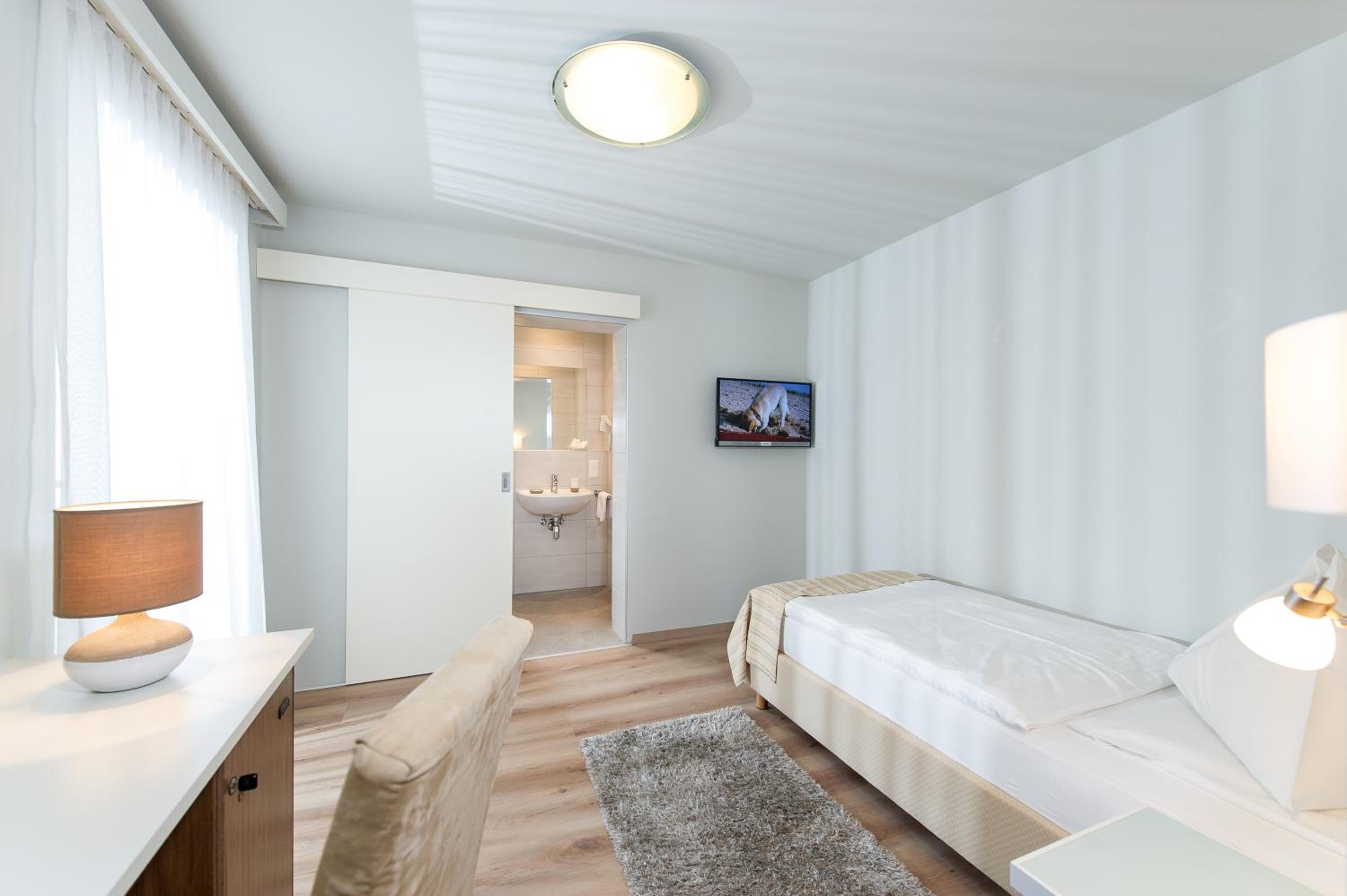 Single Room photo 1