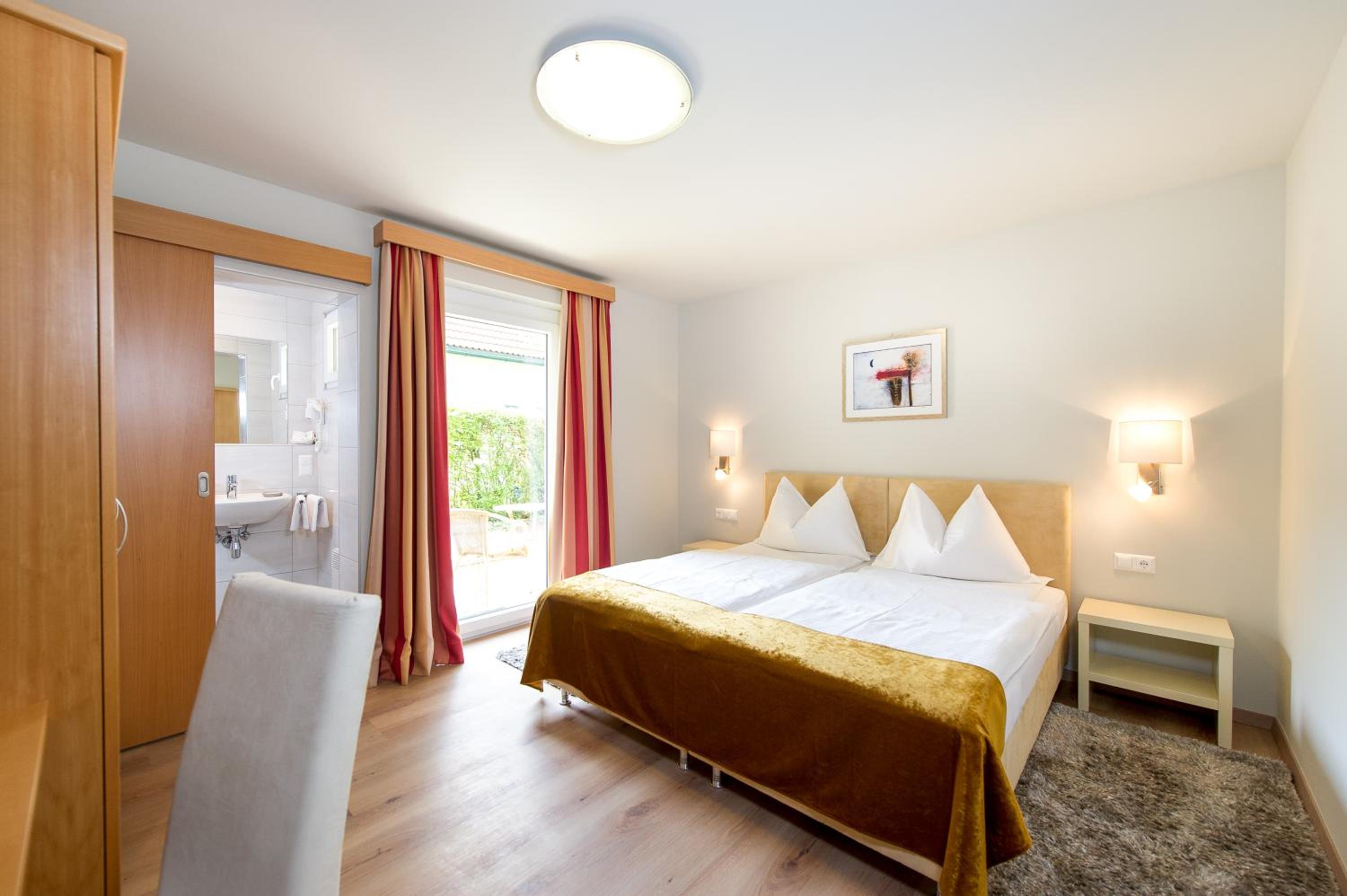 Double Room photo 2