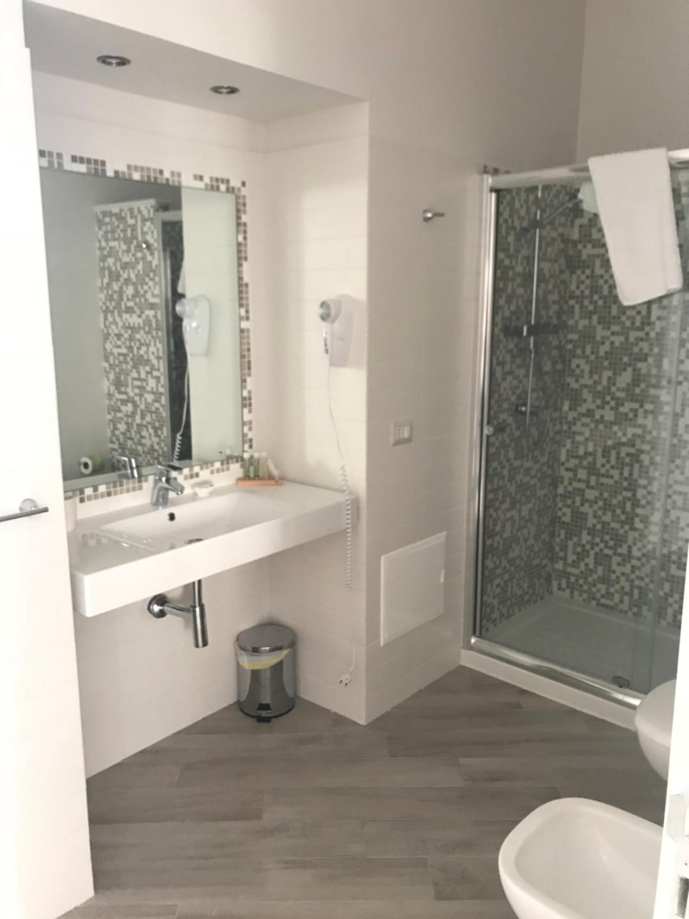 Deluxe Quadruple Room with Terrace photo 3