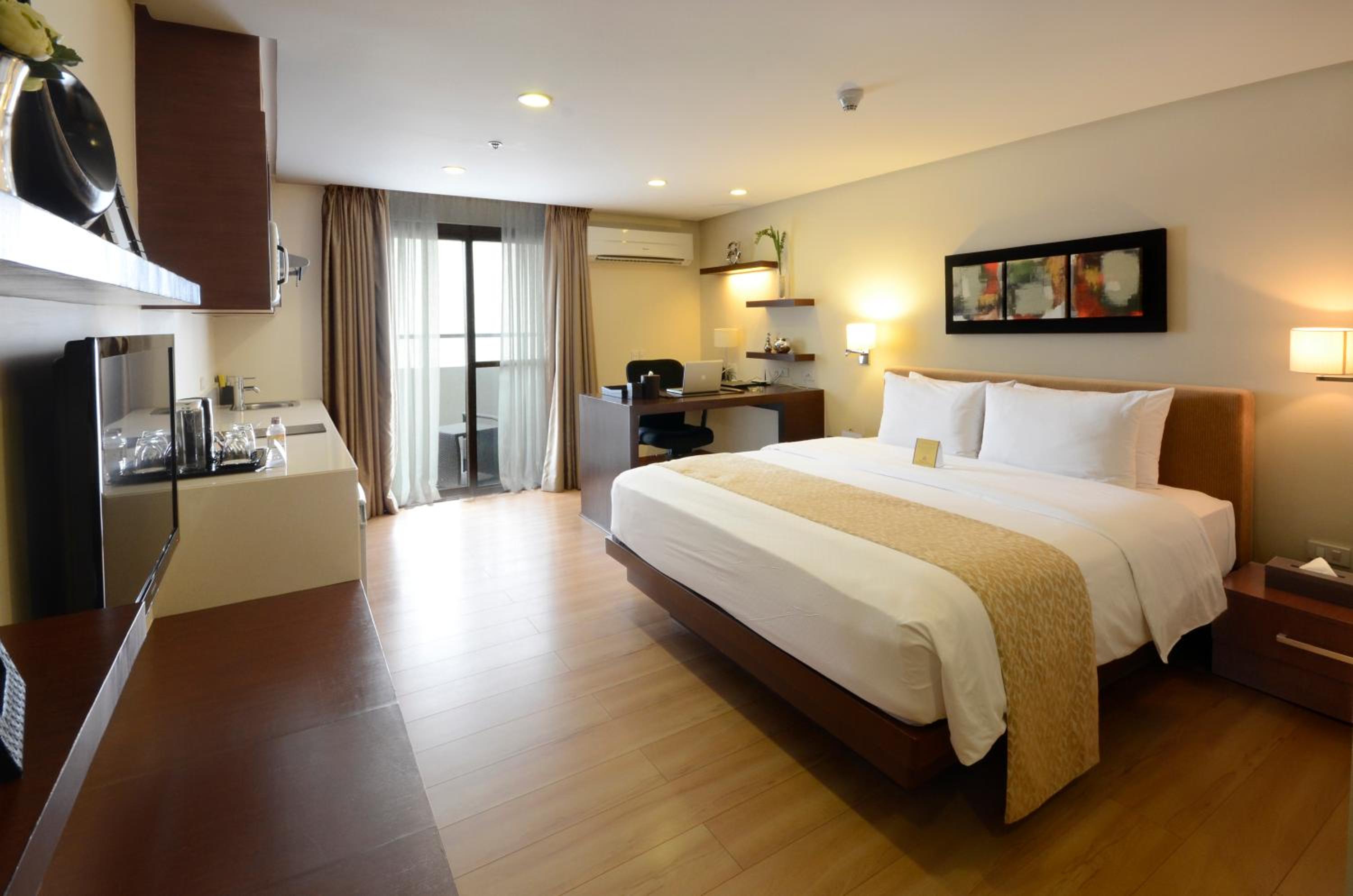 Business Executive Suite