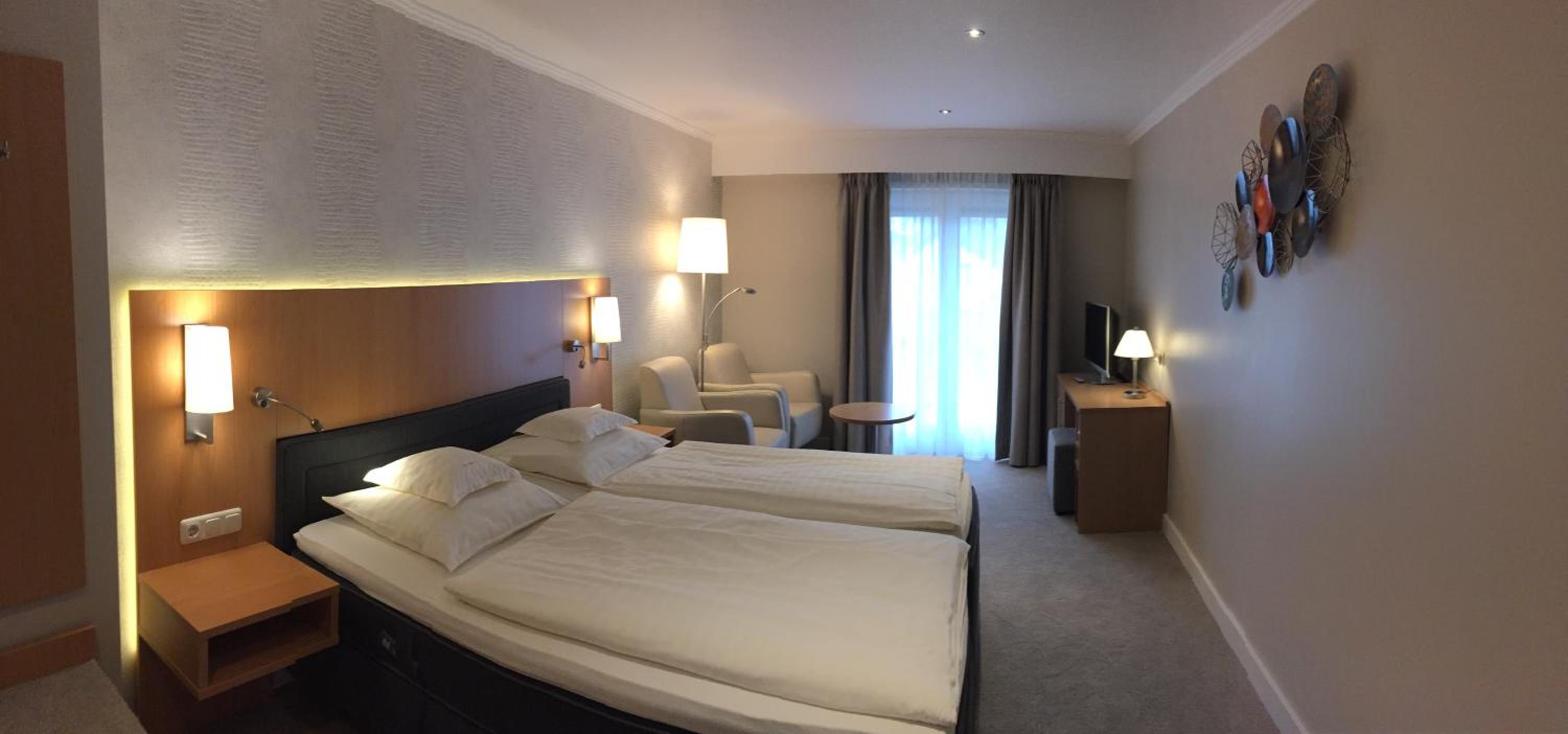 Superior Double Room with Balcony, photo 7