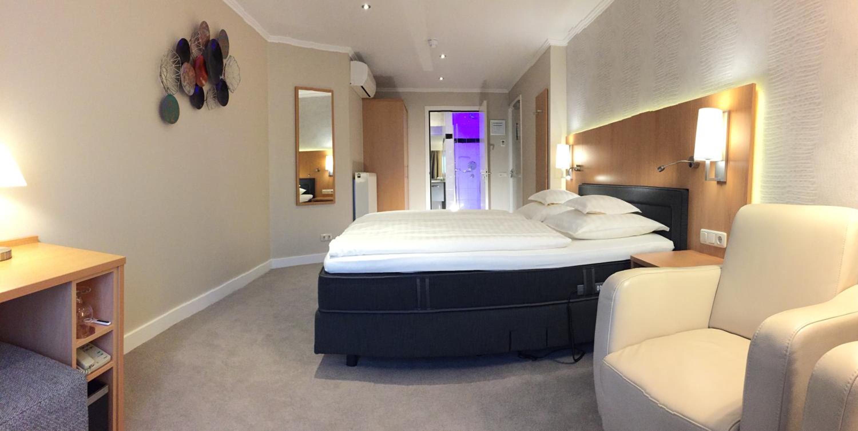 Superior Double Room with Balcony photo 1