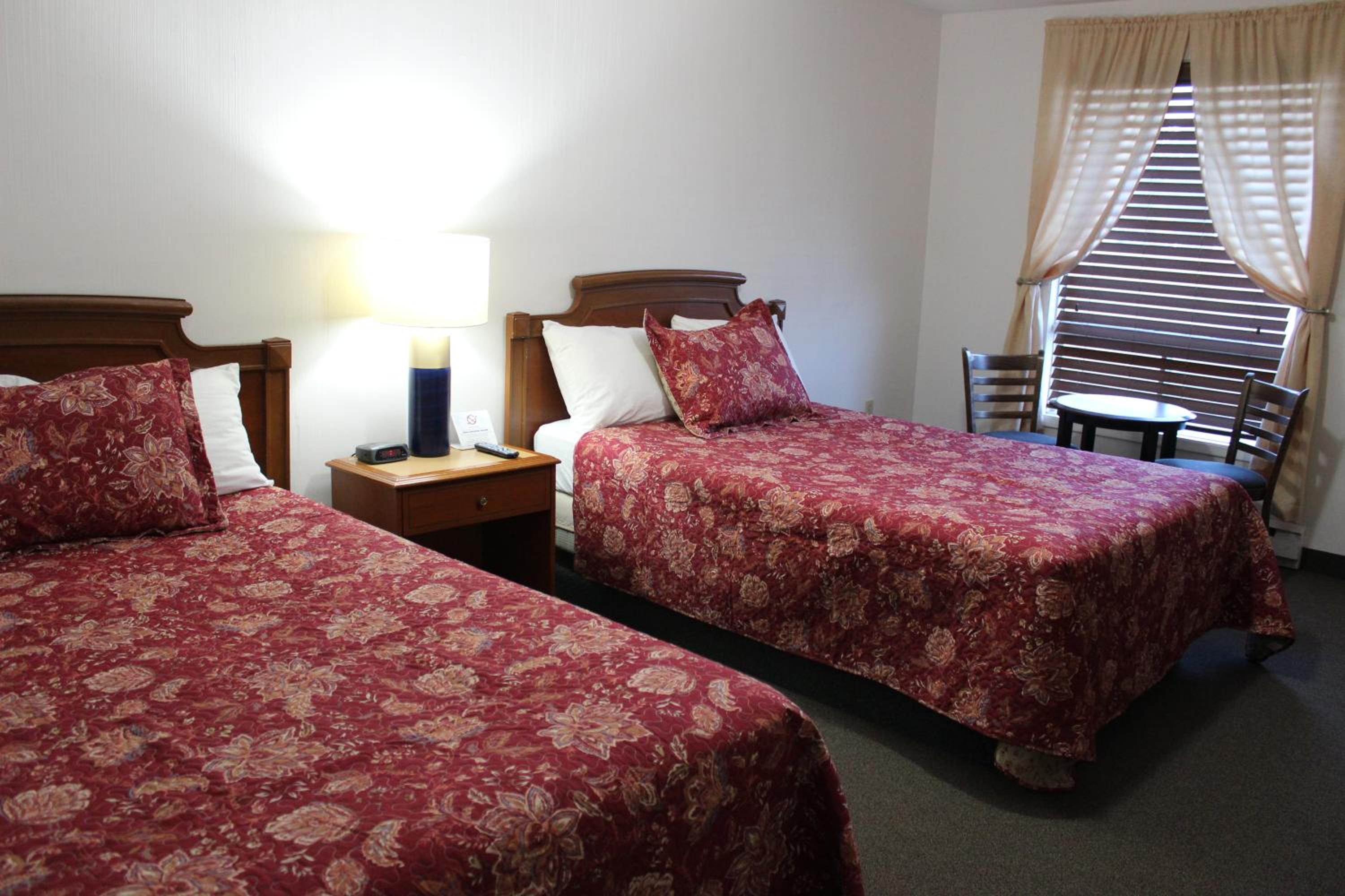 Double Room with Two Double Beds photo 2