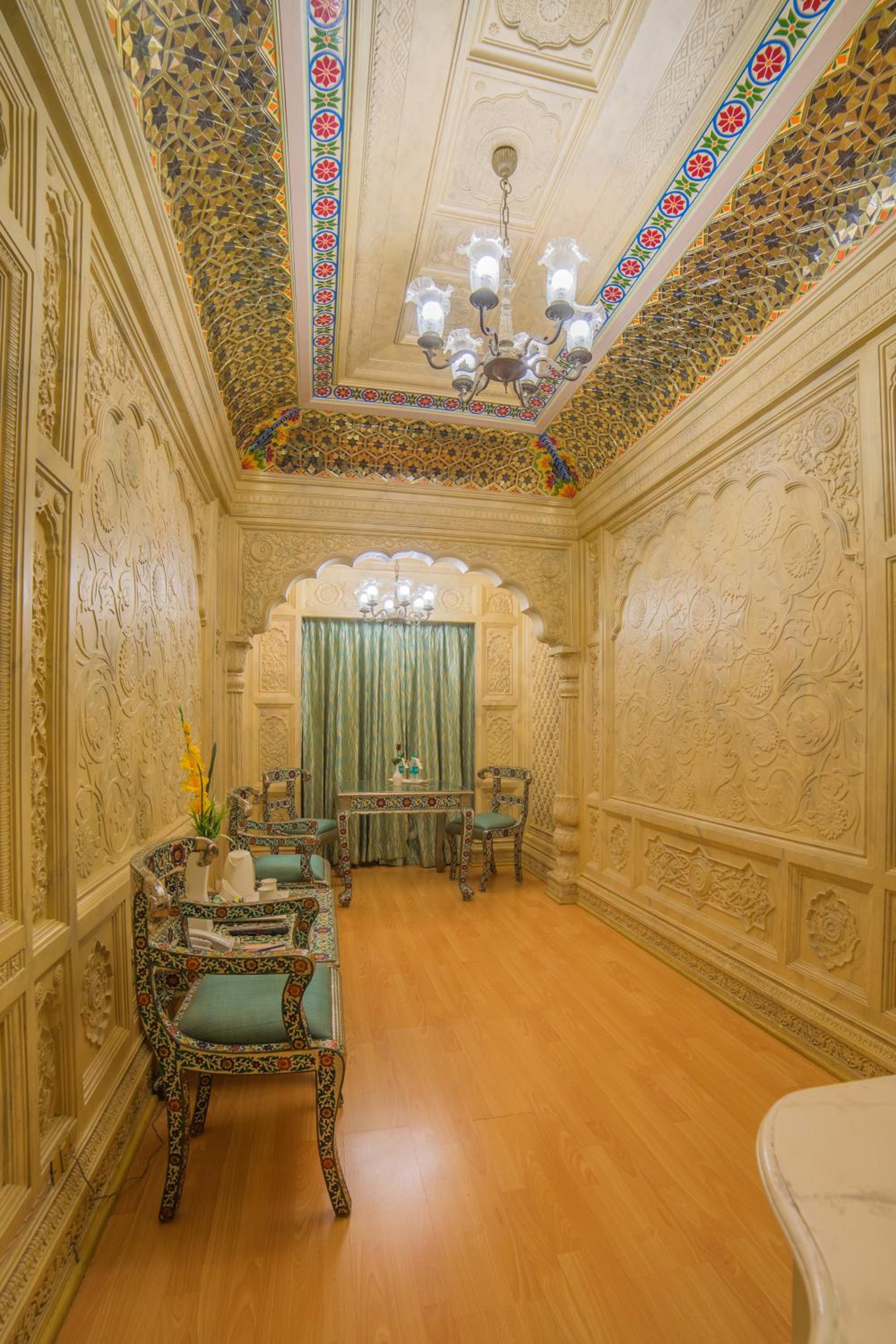Theme Suite  - Photo 5