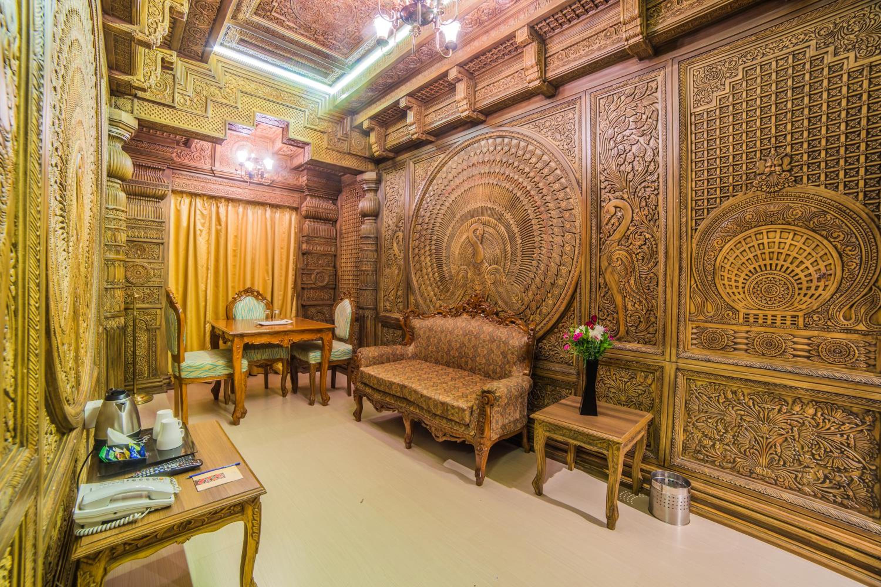 Theme Suite  - Photo 25