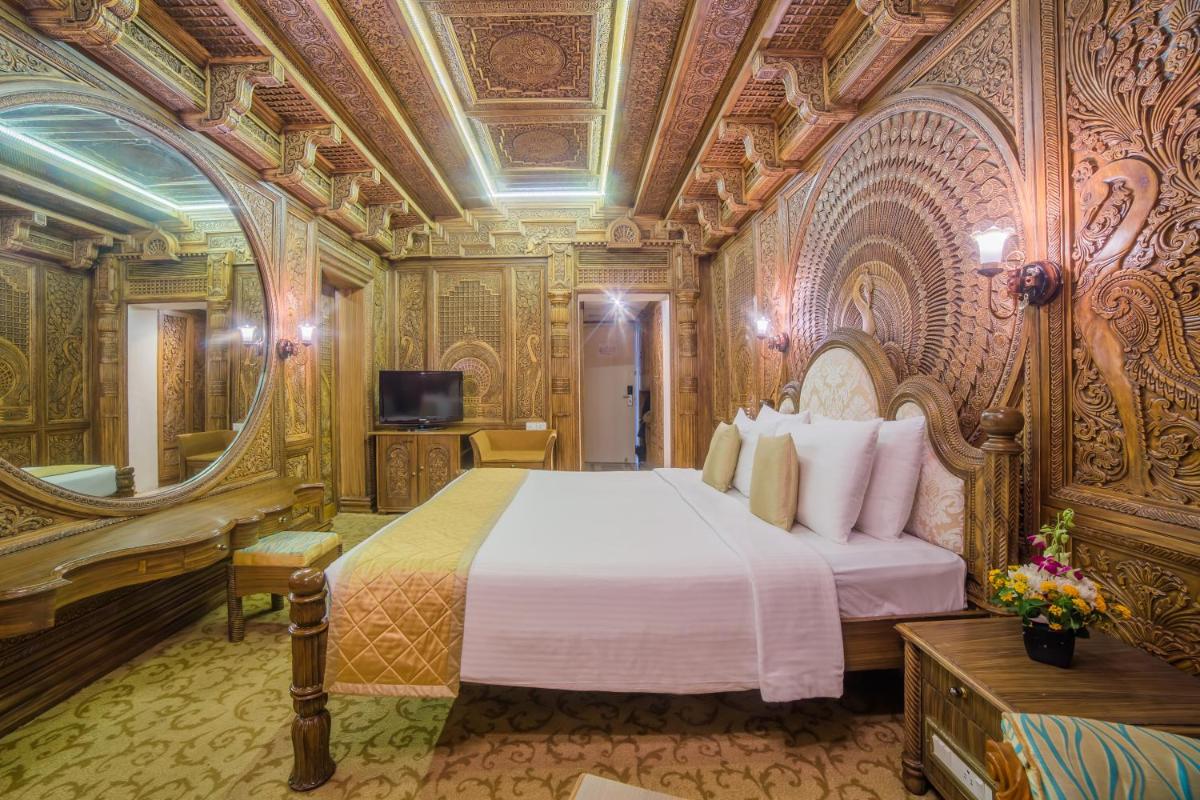 Theme Suite  - Photo 18