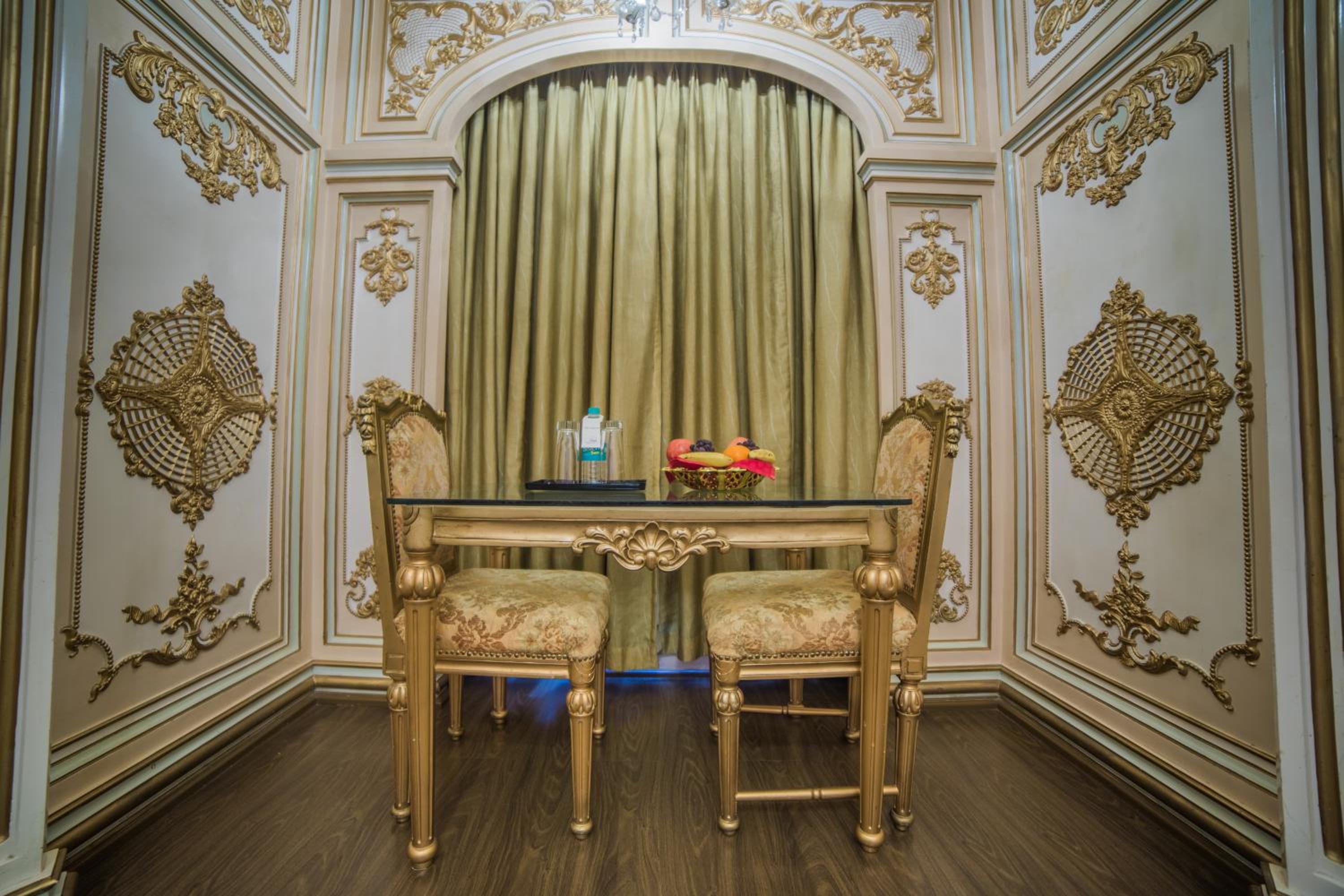 Theme Suite  - Photo 39