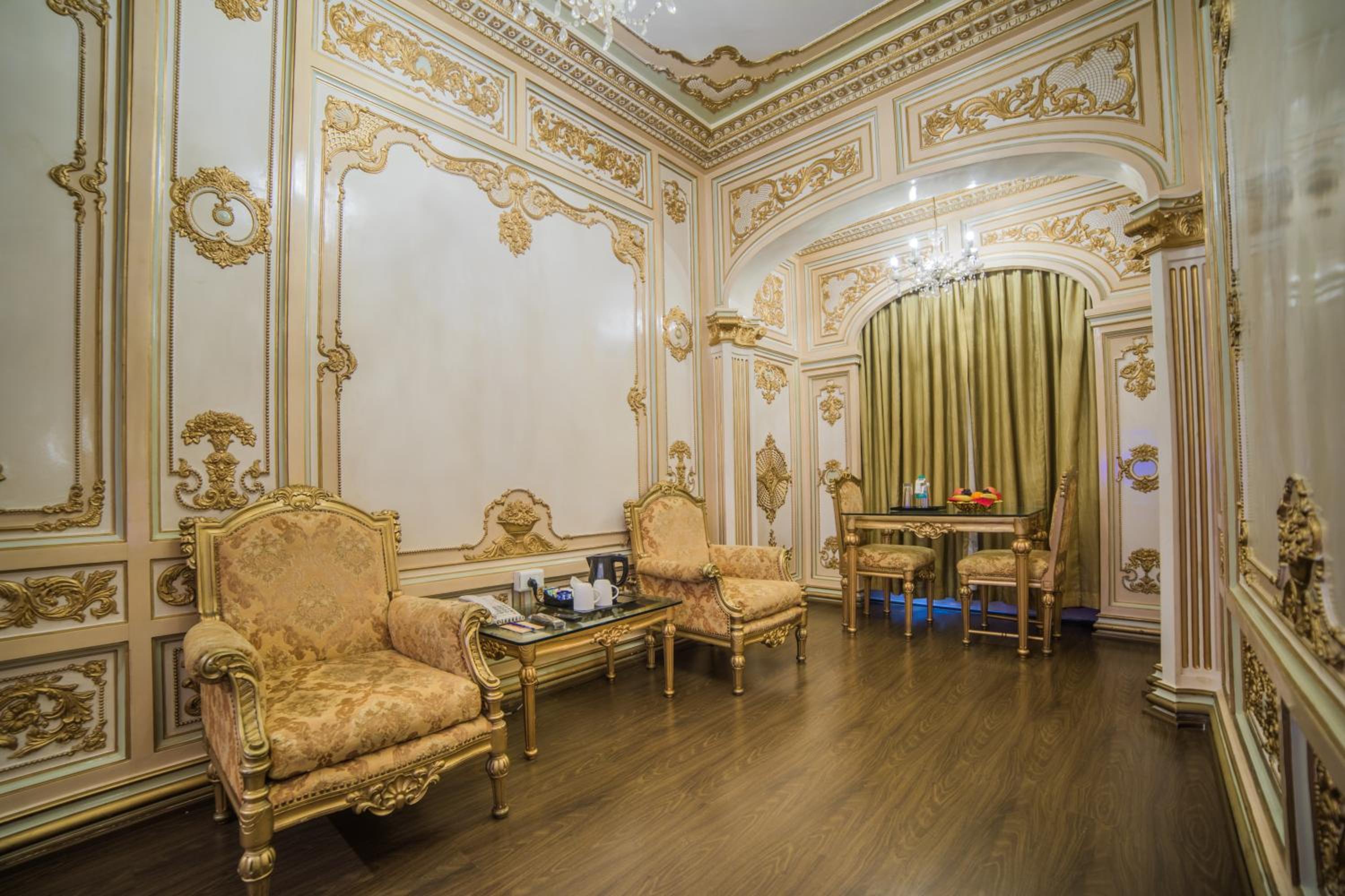 Theme Suite  - Photo 41