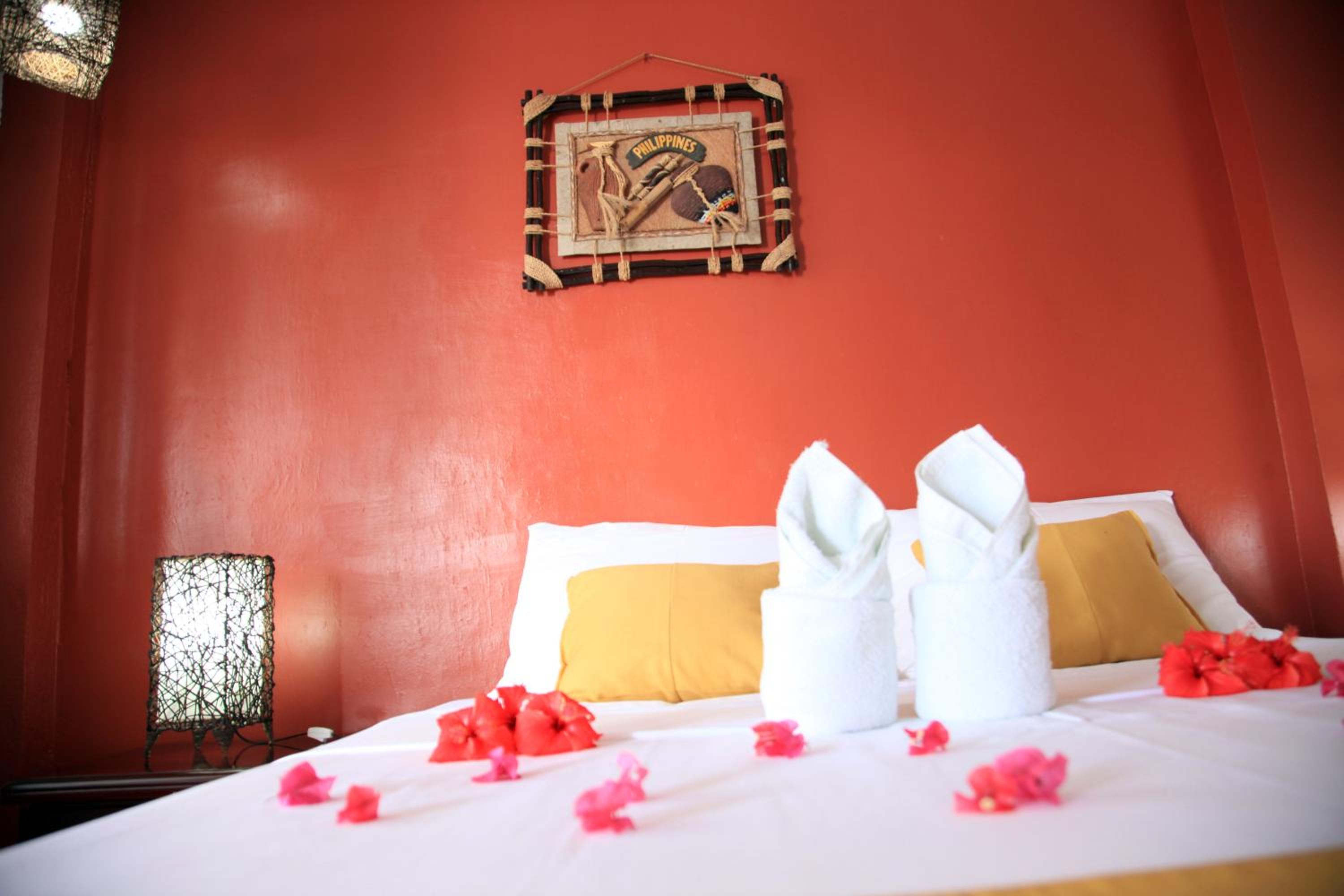 Standard Air-conditioned Room with Free Round Trip Boat Transfers from Lualhati Park