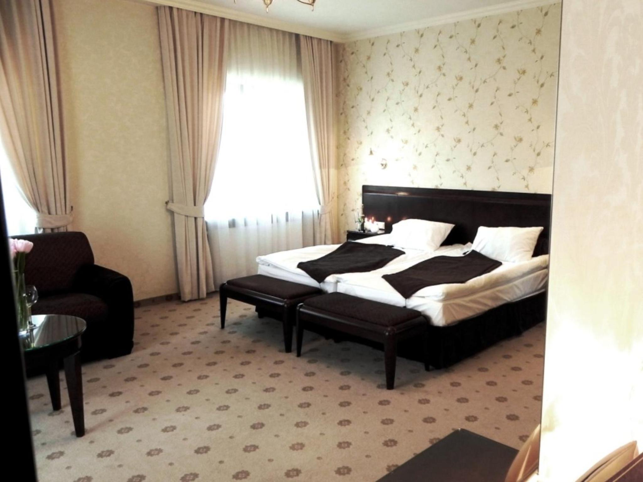 Standard Double or Twin Room - Photo 3