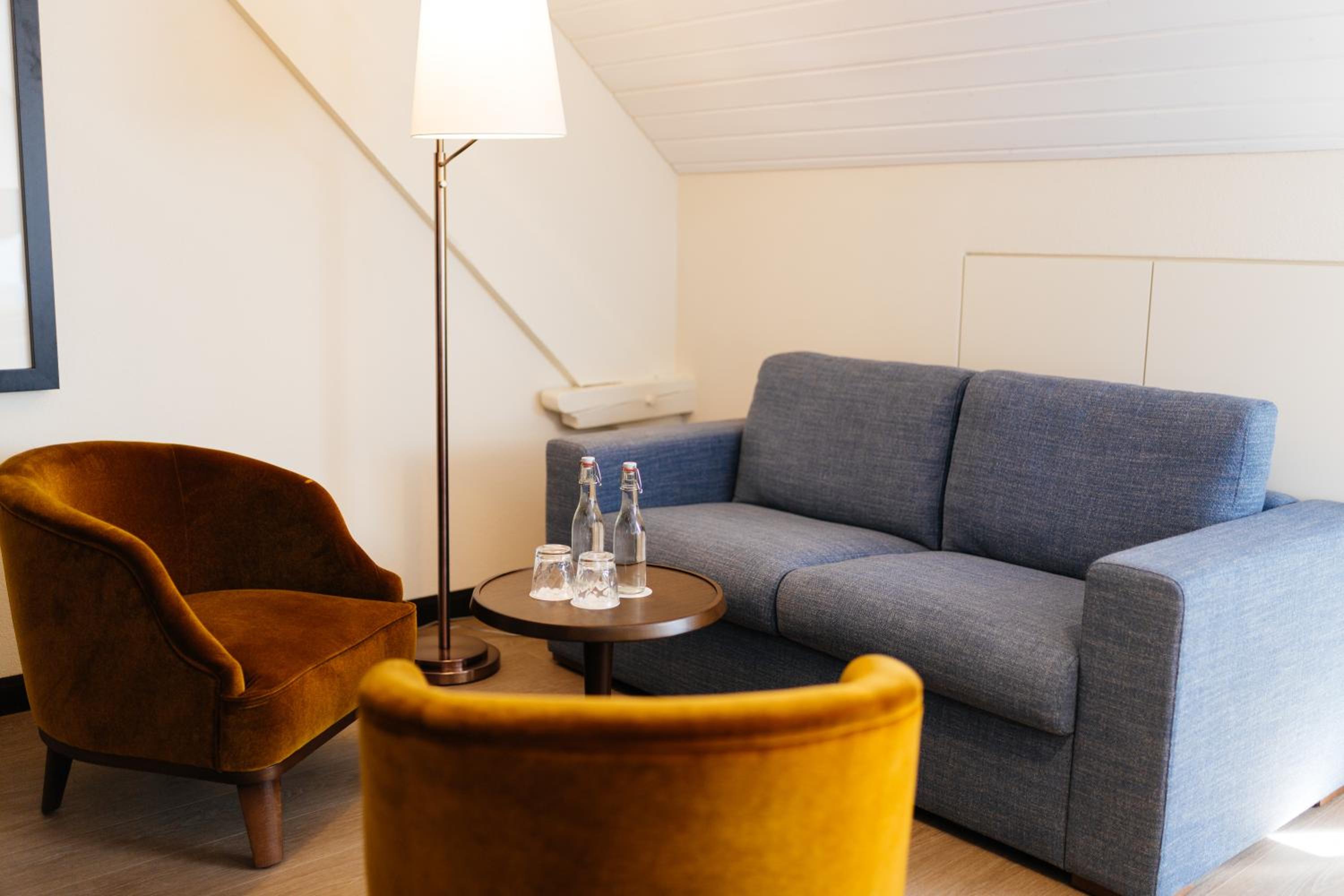Suite - Photo 1