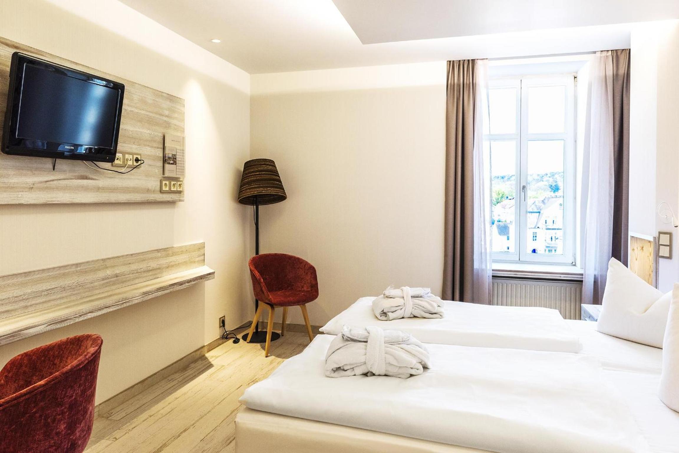 Double Room - Facing Inland