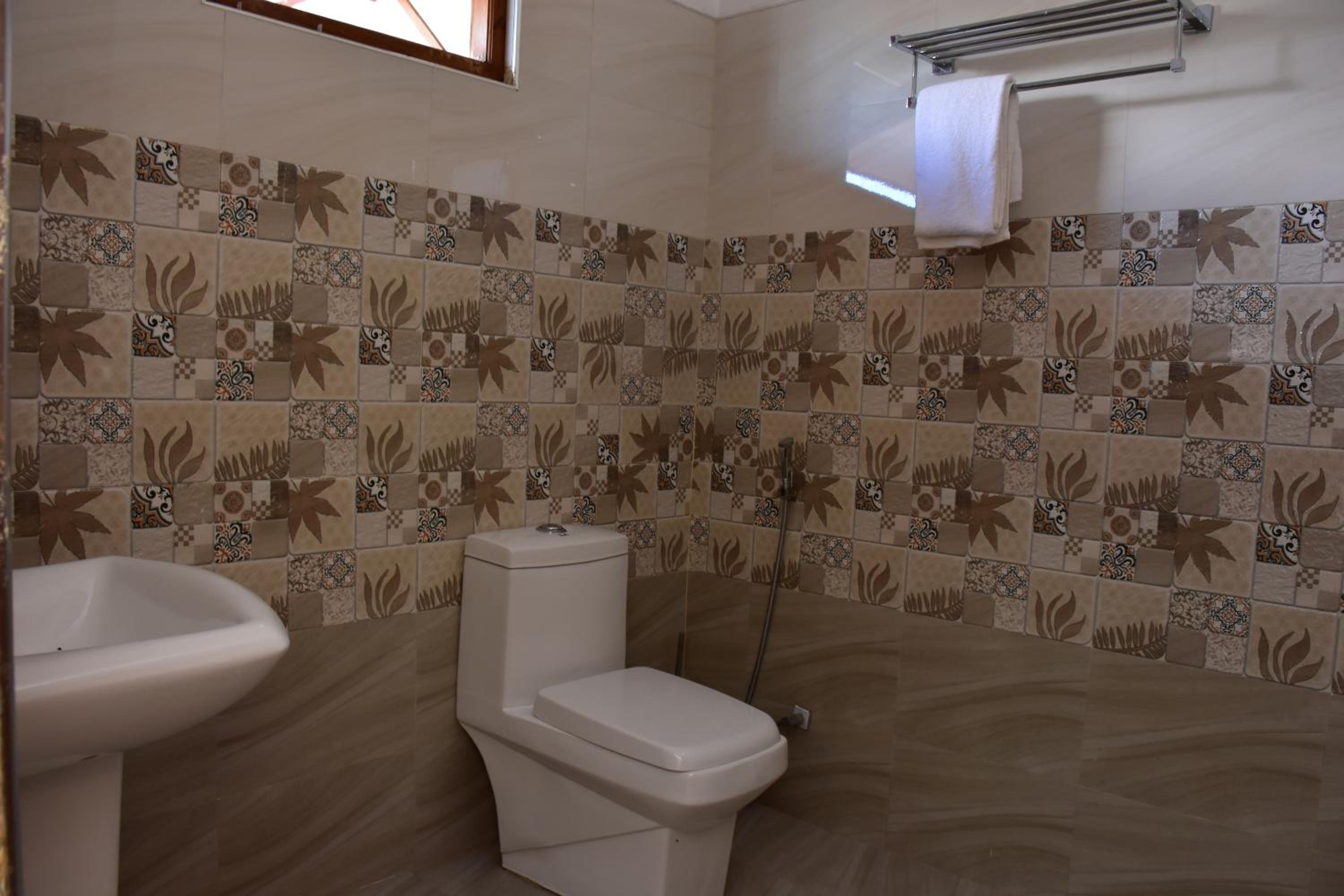 Deluxe Double Room with Balcony photo 3